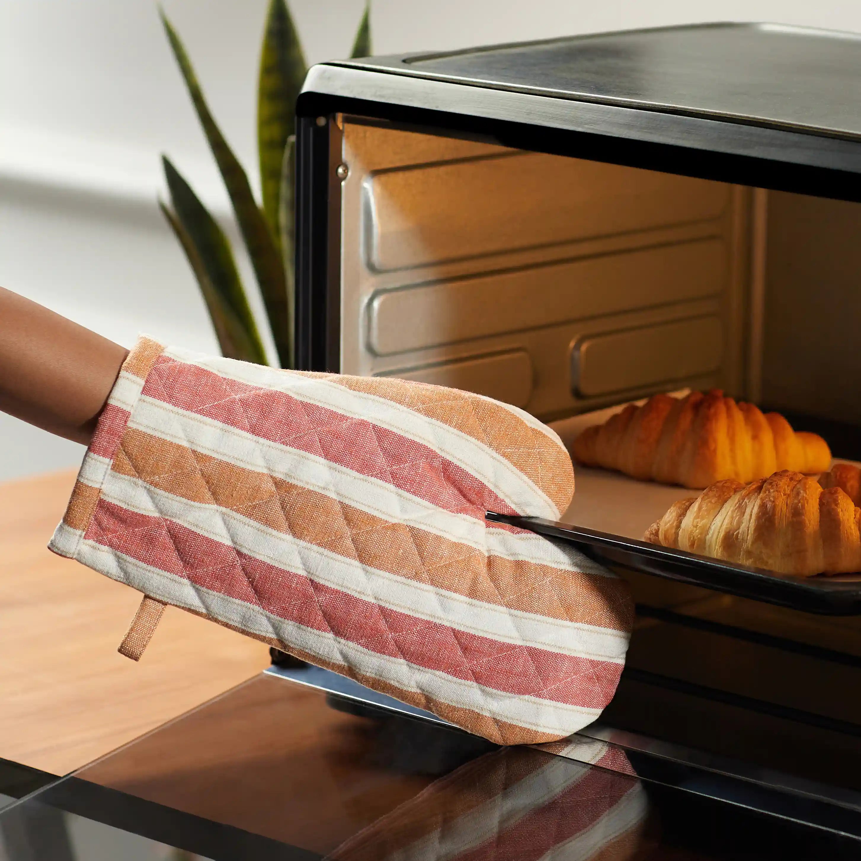Oven Mitt - Ukeyo Technologies