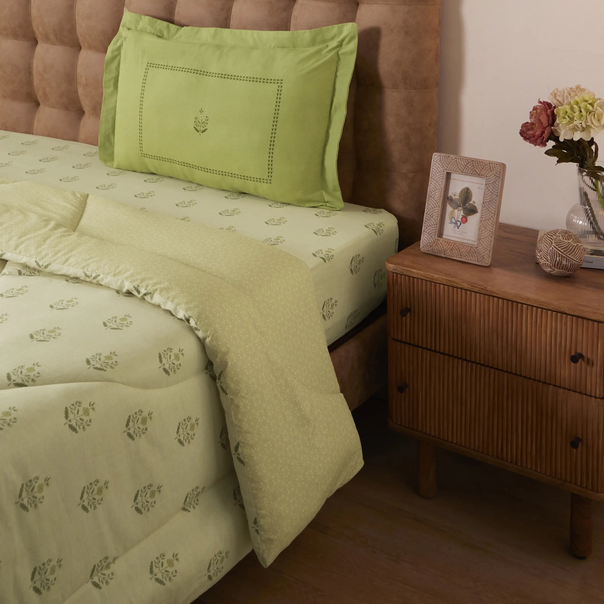 Chippa Lane 100% 120GSM Cotton Comforter Indian Moss / Single
