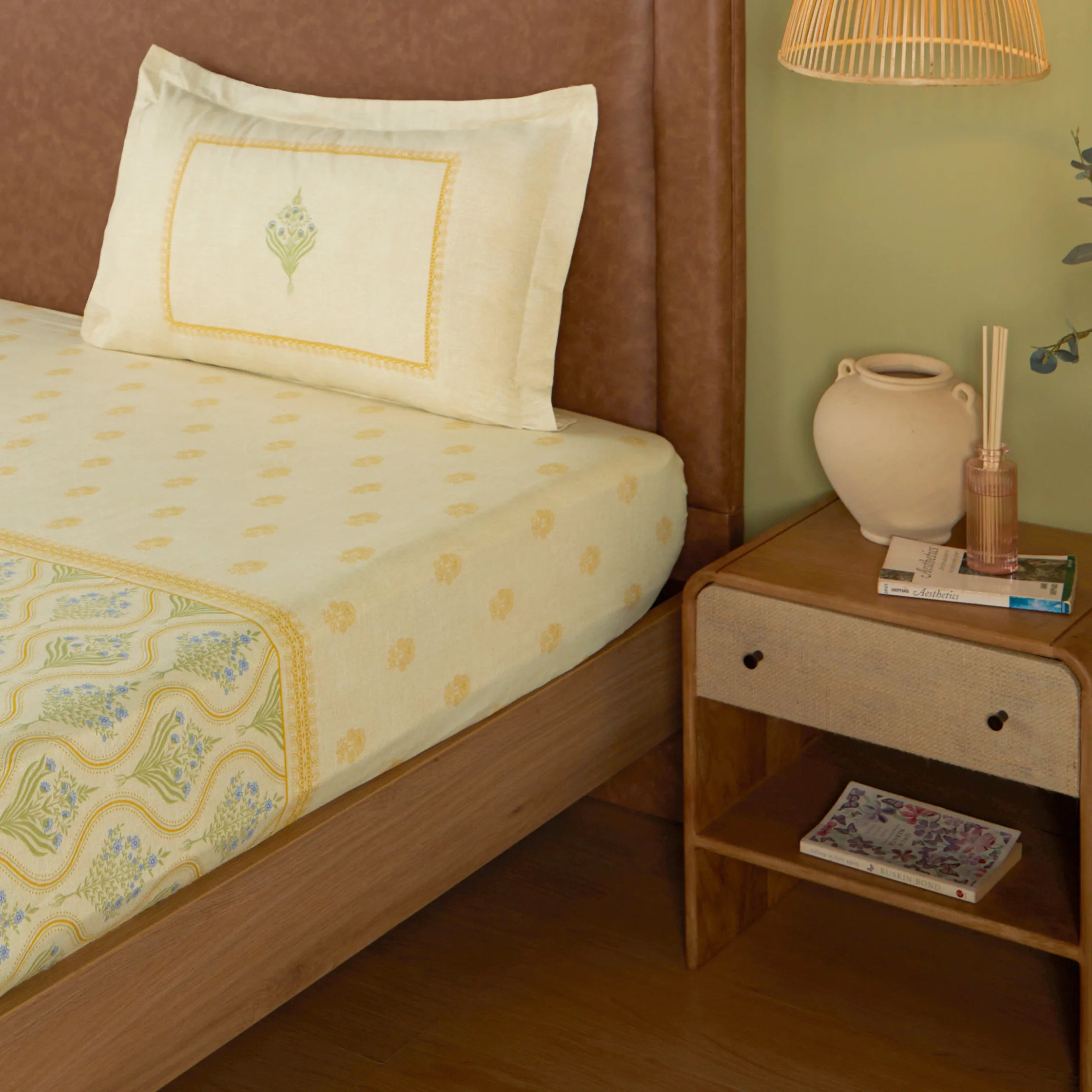 Chippa Lane | Contemporary Indian Print Design Cotton Bedsheet Set-Mustard Mustard / Single