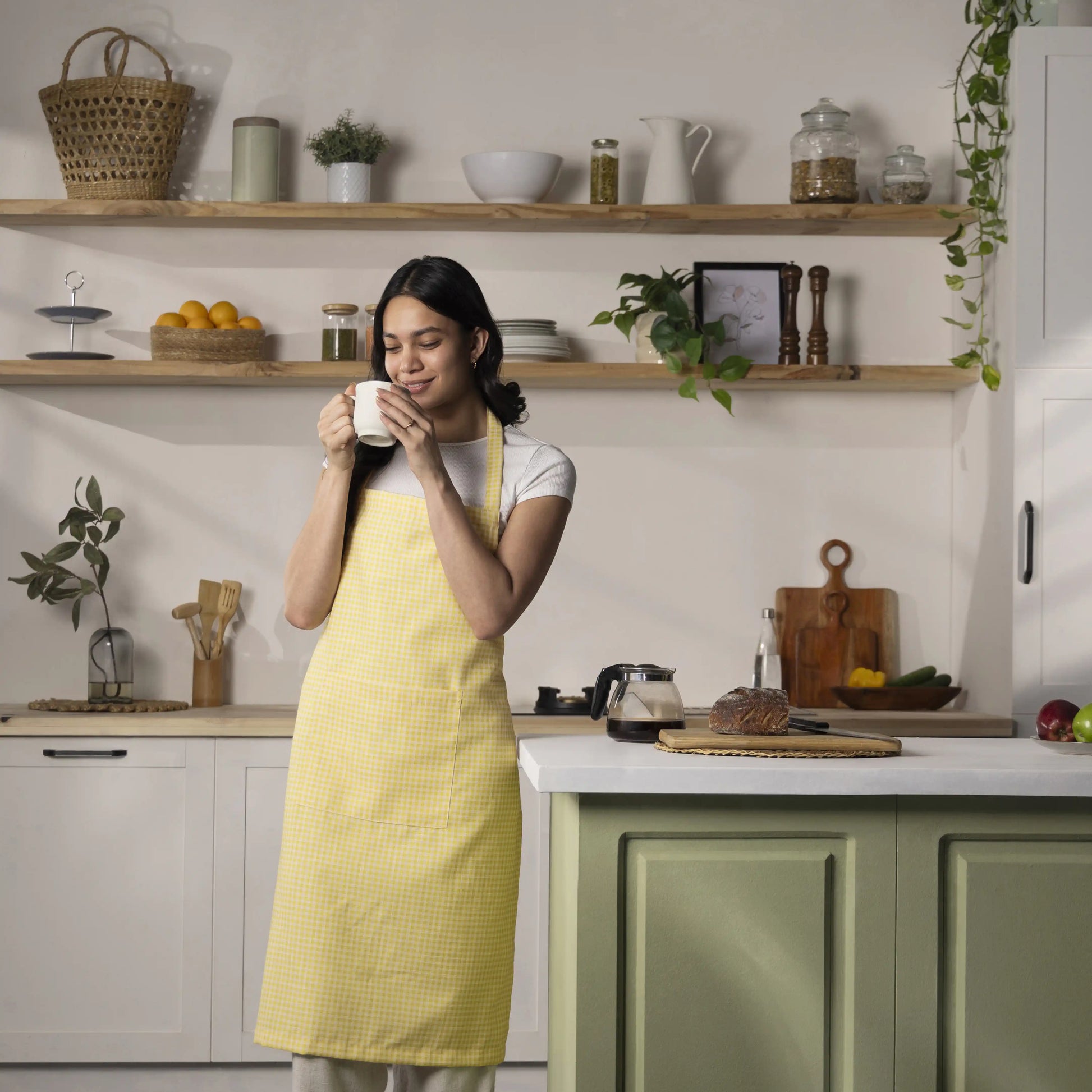 Nonna's Home 100% Polyester Apron Small Turmeric Gingham / Apron (70cm x 90cm)