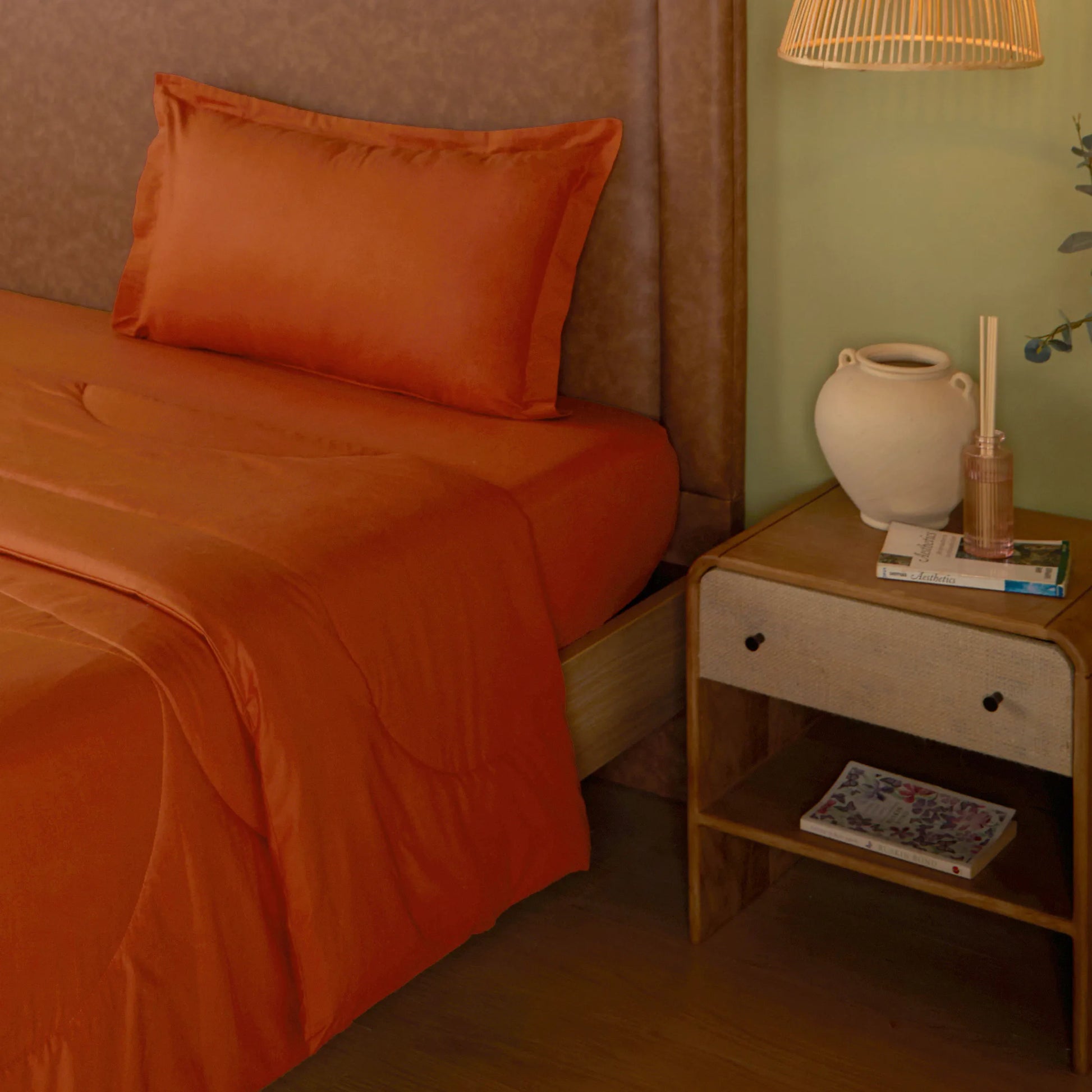 Paleto | Everyday Hues Cotton Solid Dyed 120GSM Comforter-Rust Rust / Single