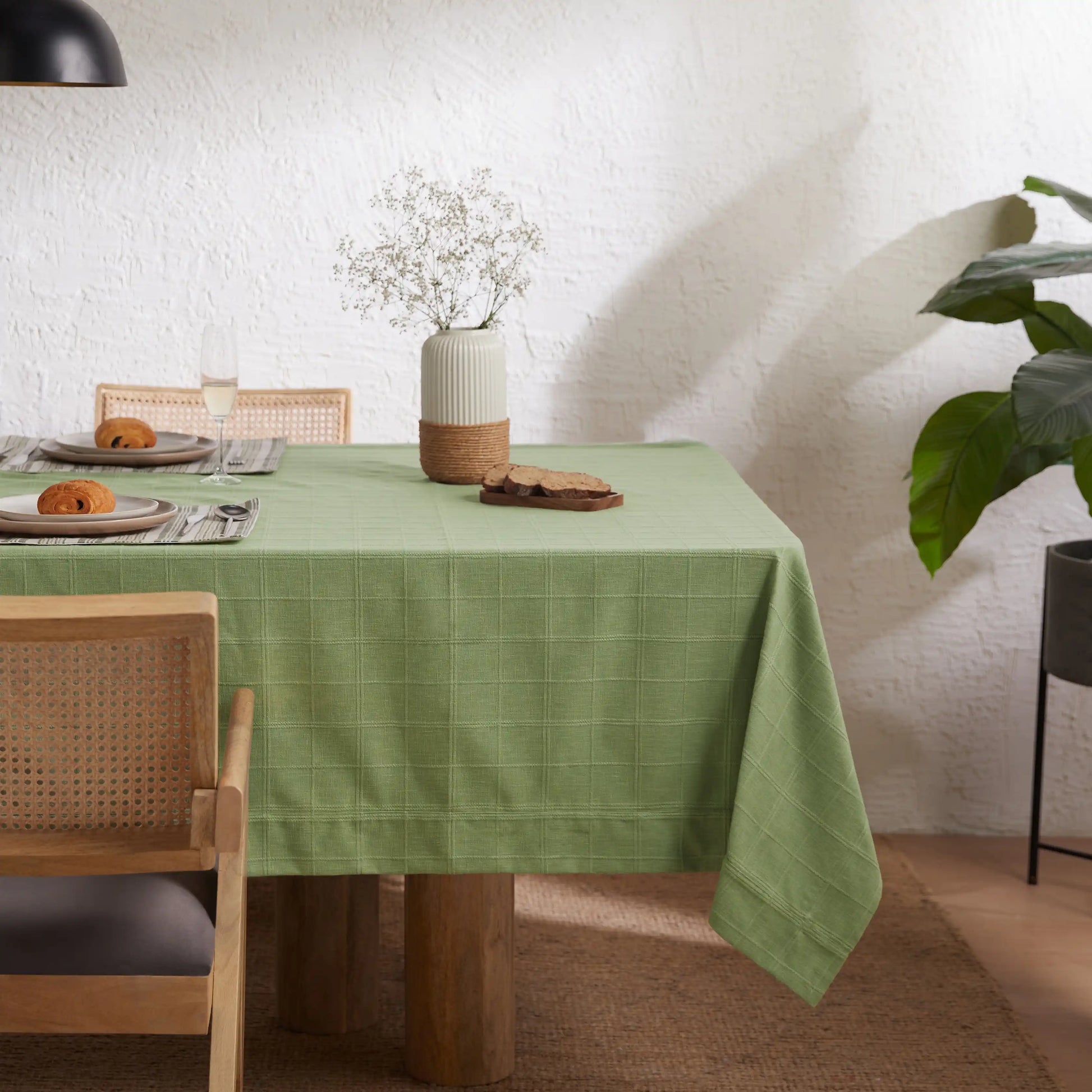 Kaleida Cotton-Polyester Blend Table Cloth Thyme Therapy-Solid Dyed / Table Cloth (150cm x 200cm)