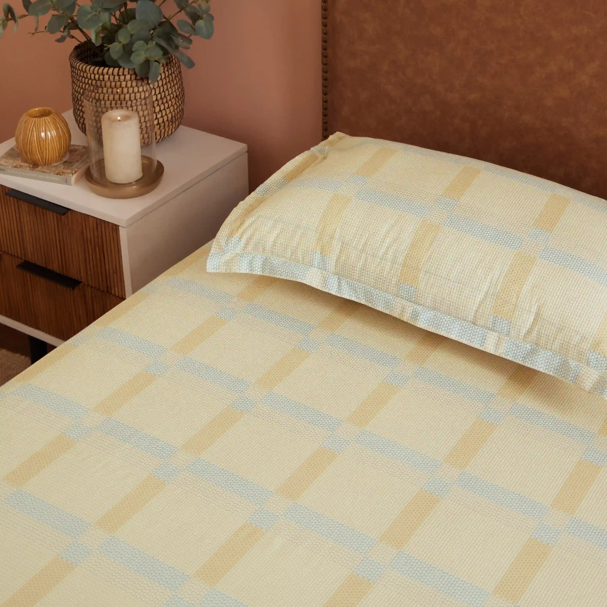 Threadscapes Printed Bedsheet Set-Sand Sand / Single