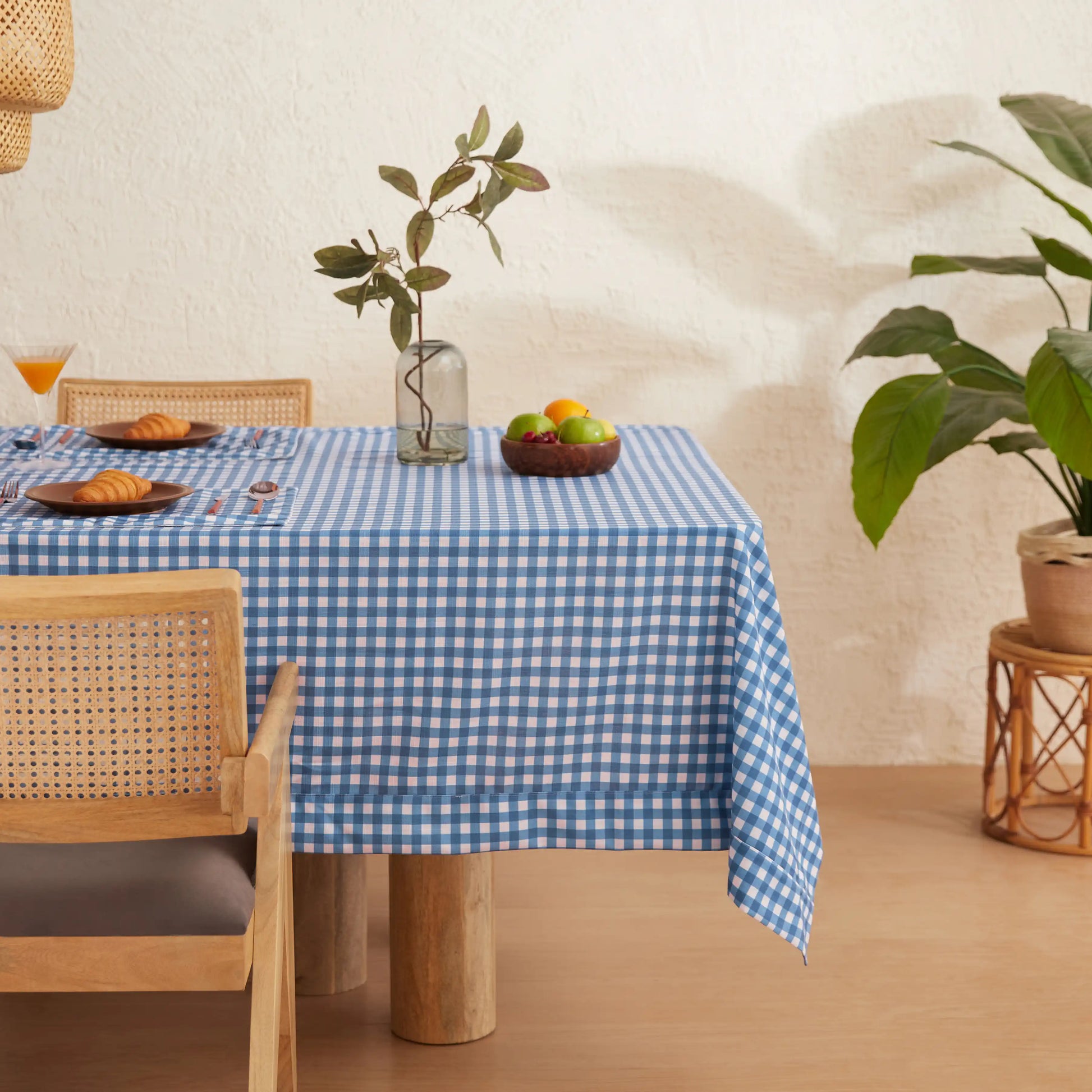 Nonna's Home 100% Polyester Table Cloth Small Blueberry Gingham / Table Cloth (150cm x 200cm)