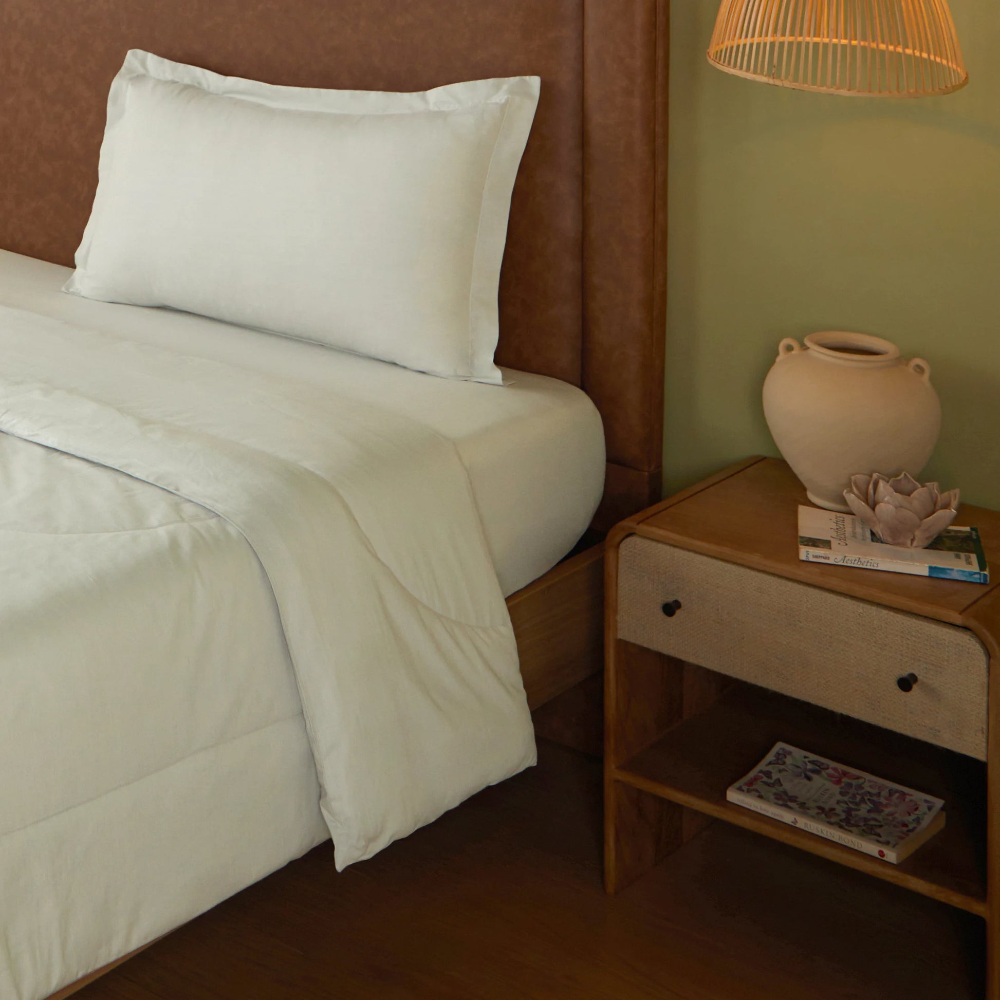 Paleto | Everyday Hues Cotton Solid Dyed 120GSM Comforter-Silver Silver / Single