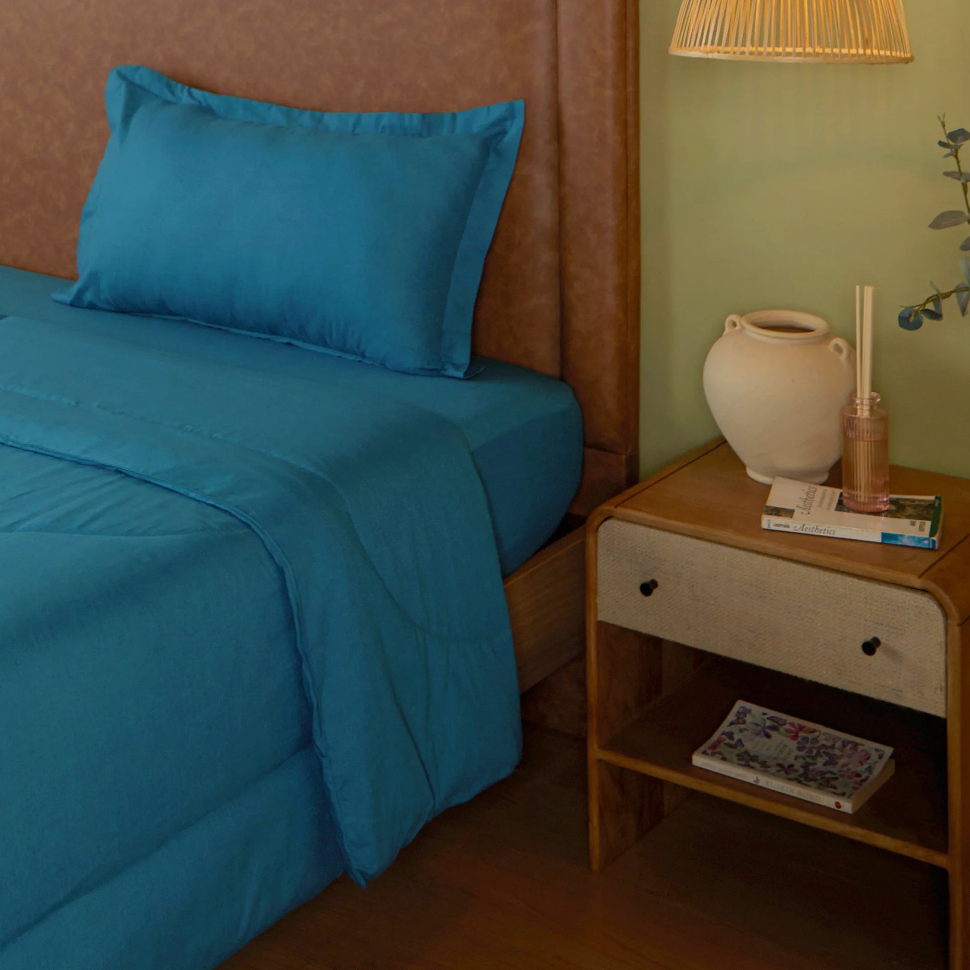 Paleto | Everyday Hues Cotton Solid Dyed 120GSM Comforter-Mineral Mineral / Single