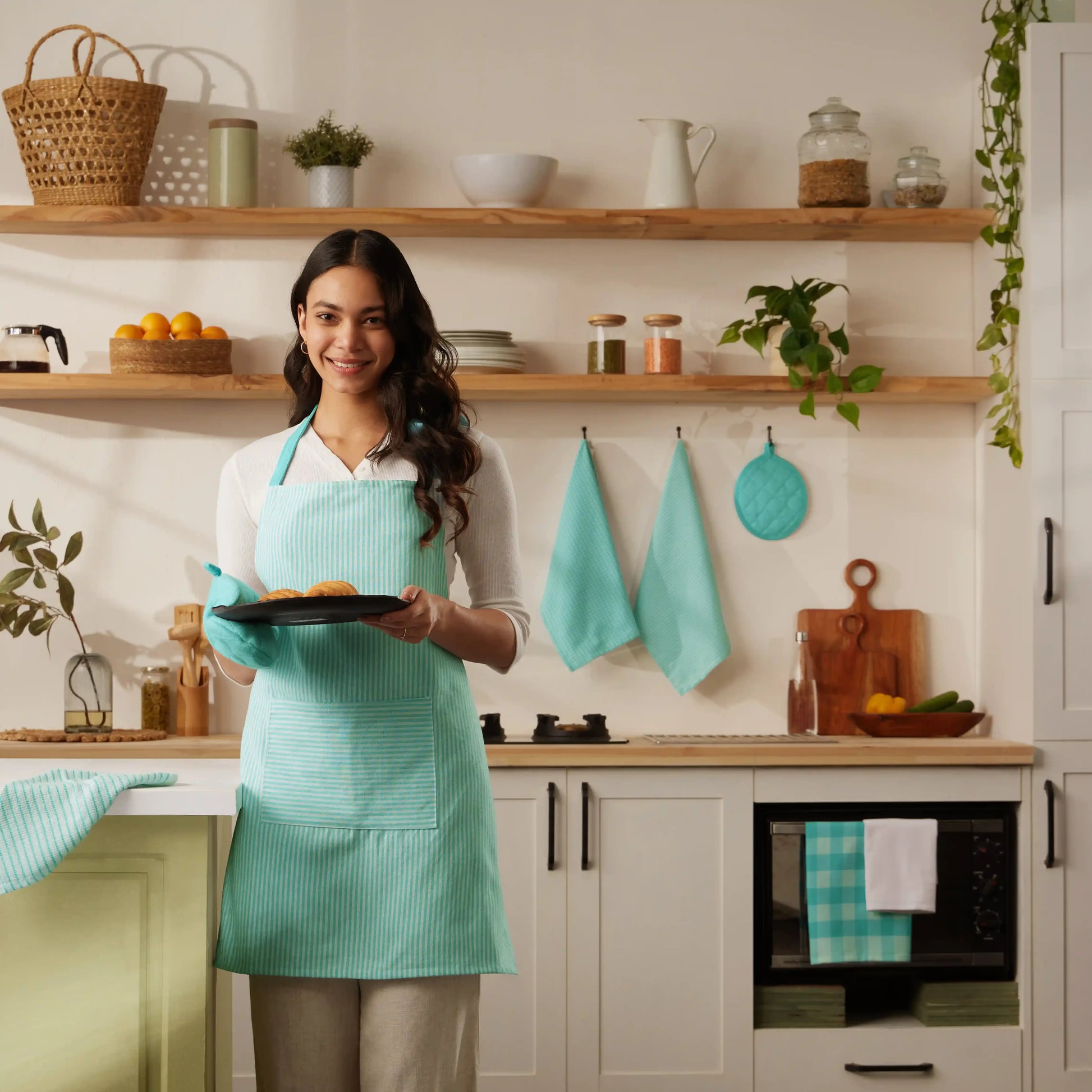 Nonna's Home | Everyday Essentials Kitchen Linen Set | Set of 20 Aqua Mist