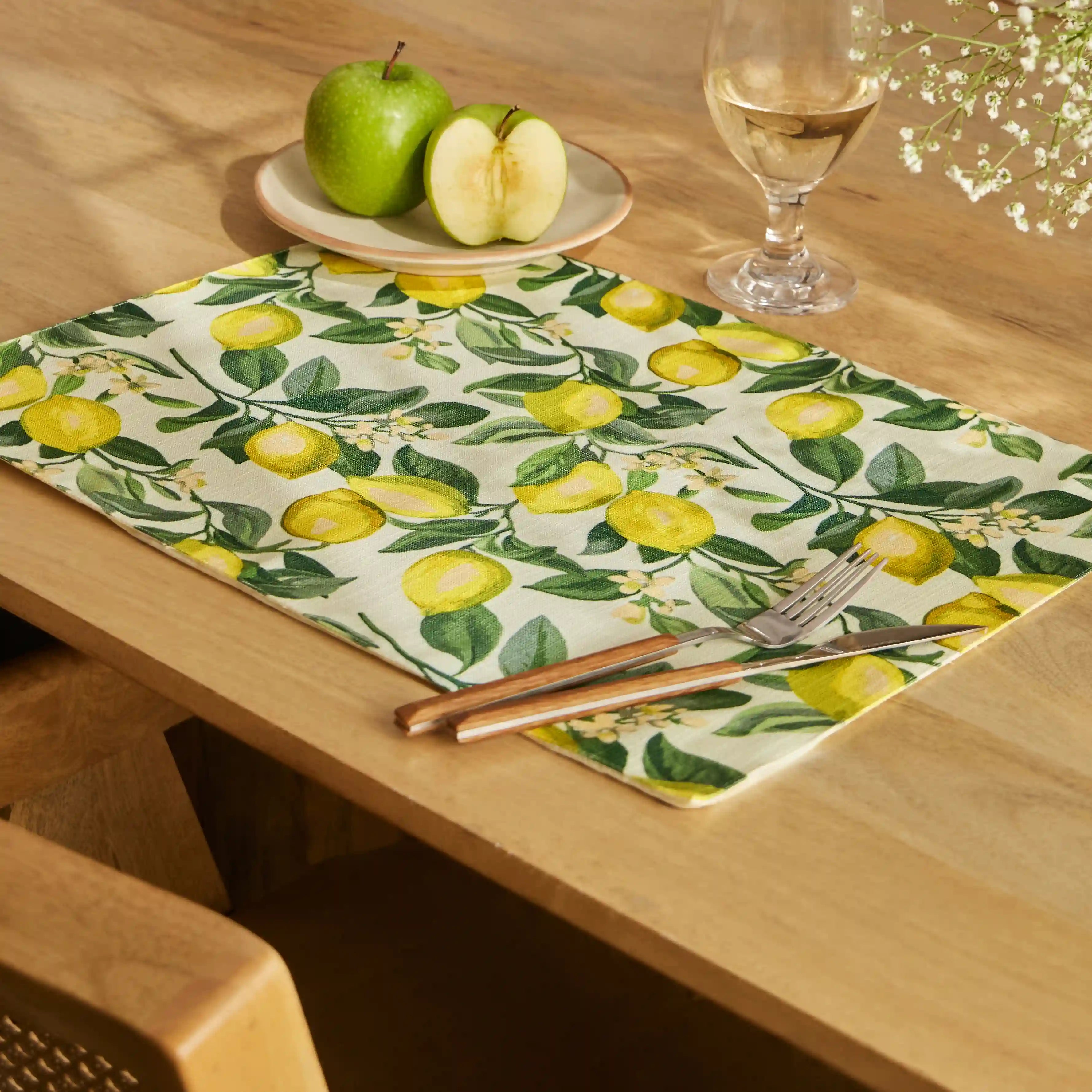 Nonna's Home 100% Polyester Table Placemat Set Lemon Zest / 4 Piece Set