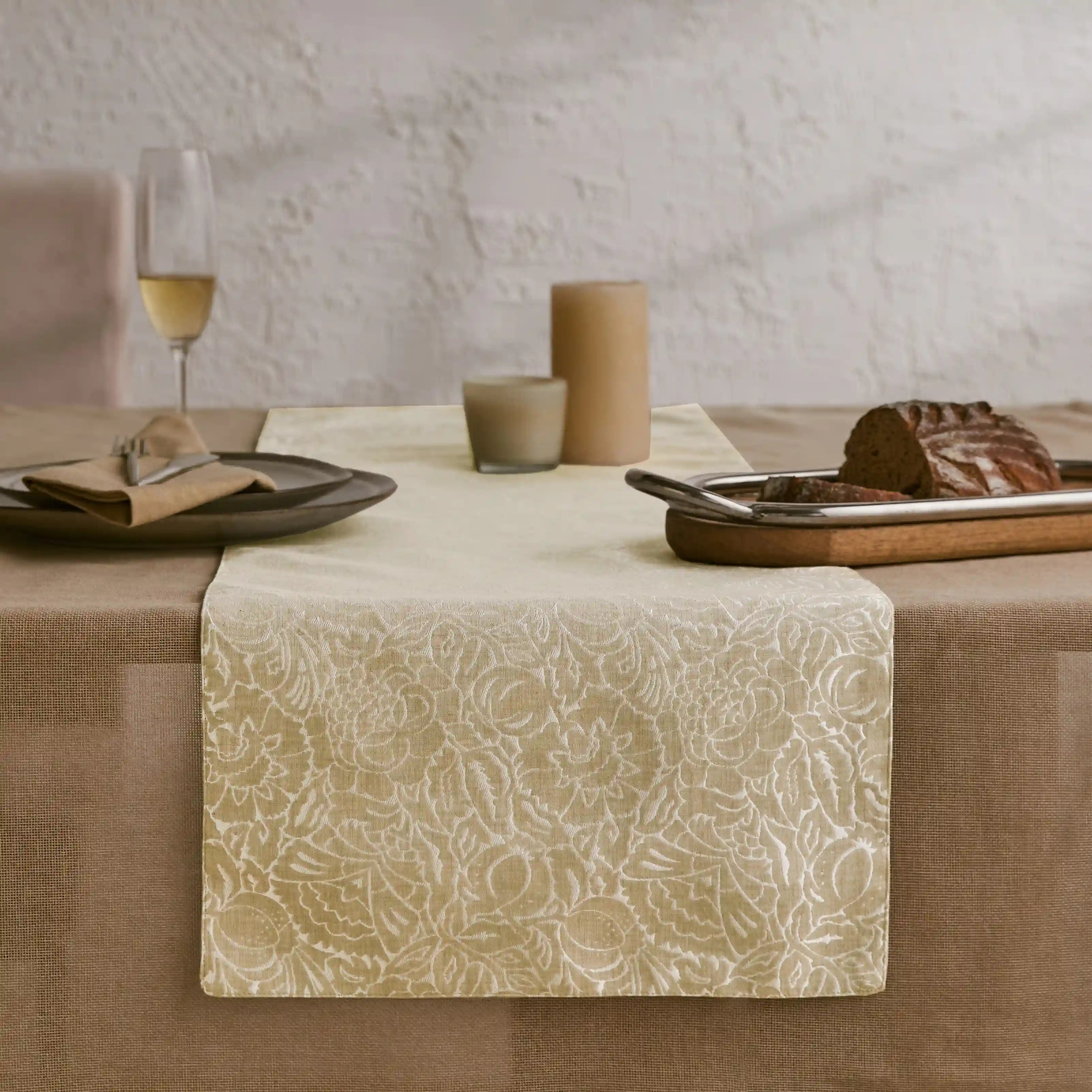 Adonare Printed Table Runner Silver Dust / Table Runner (34cm x 120cm)