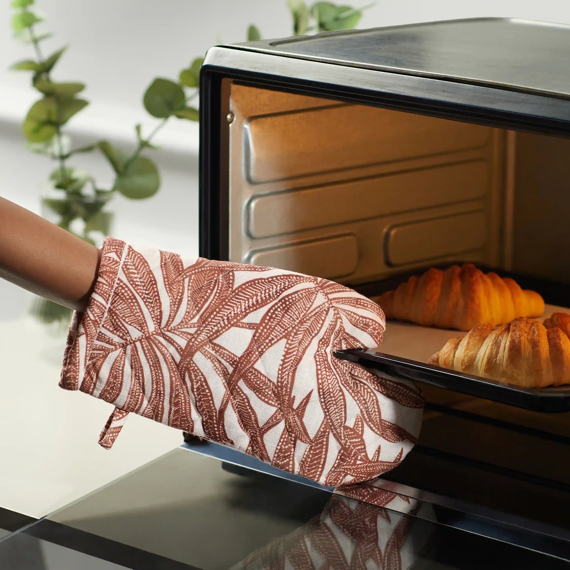 Nonna's Home 100% Polyester Oven Mitts Coppery Ferns / Oven Mitt (20cm x 20cm)