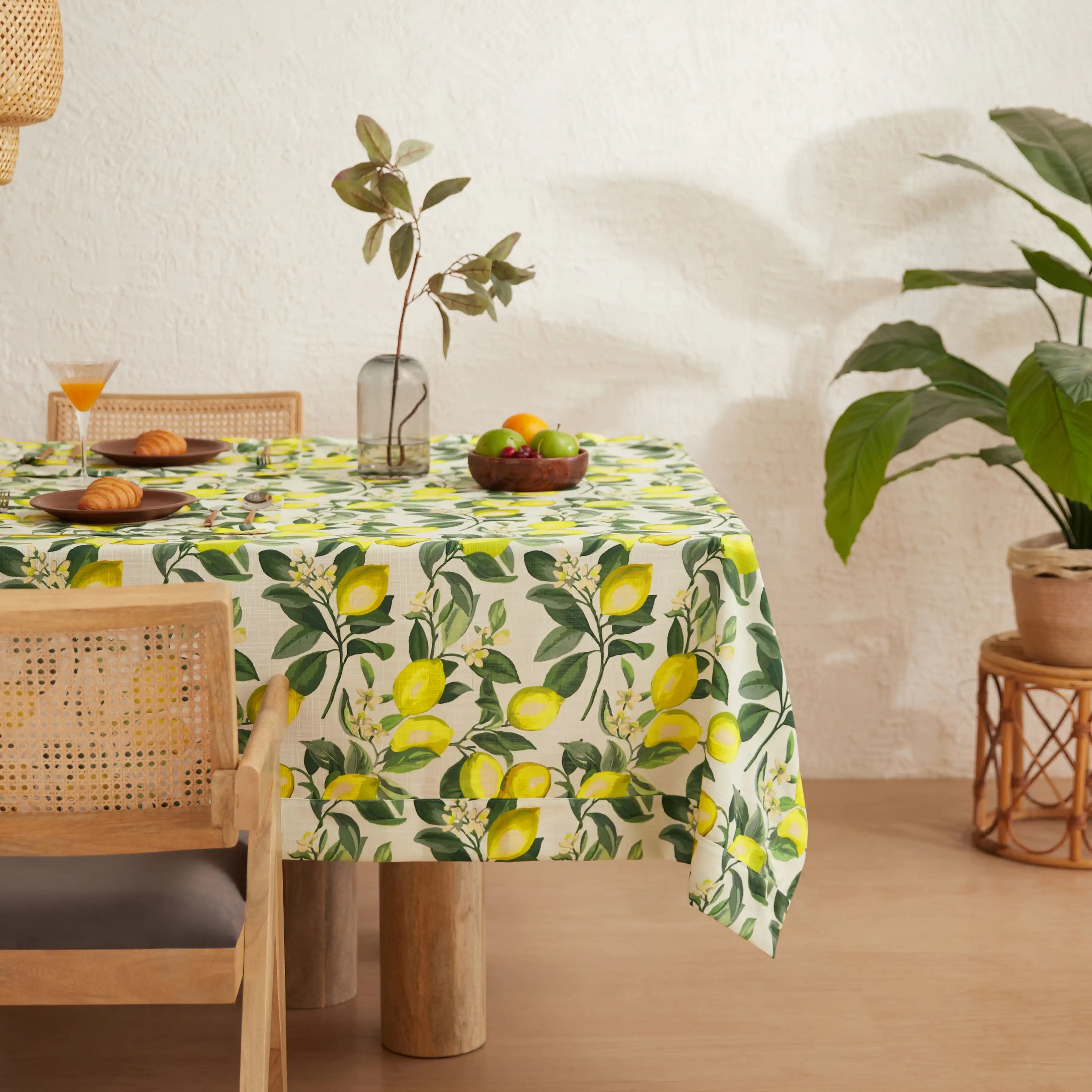 Nonna's Home 100% Polyester Table Cloth Lemon Zest / Table Cloth (150cm x 200cm)