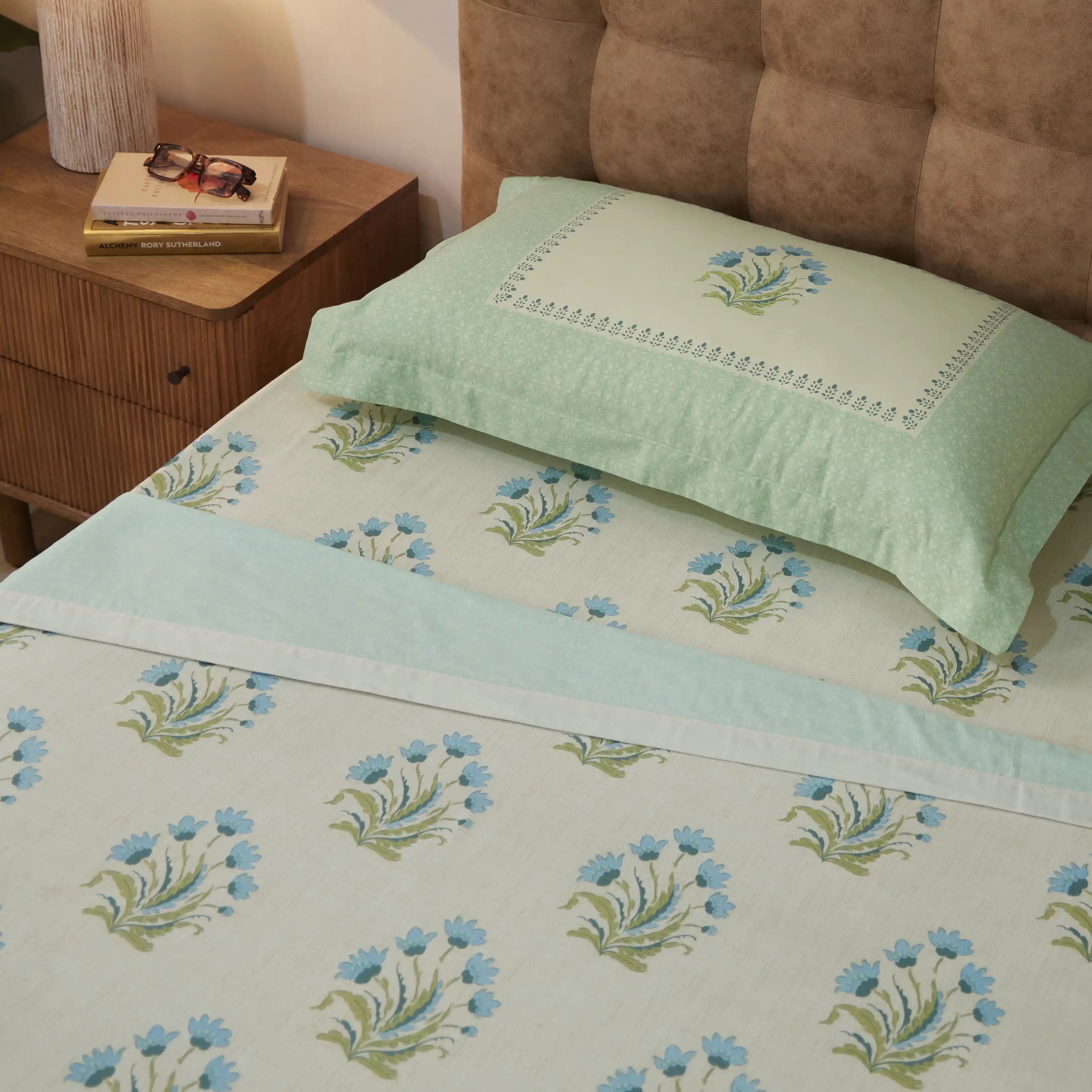 Chippa Lane | Contemporary Indian Print Design Reversible Dohar with Super Soft Flannel Layering-Indian Sage Indian Sage / Single