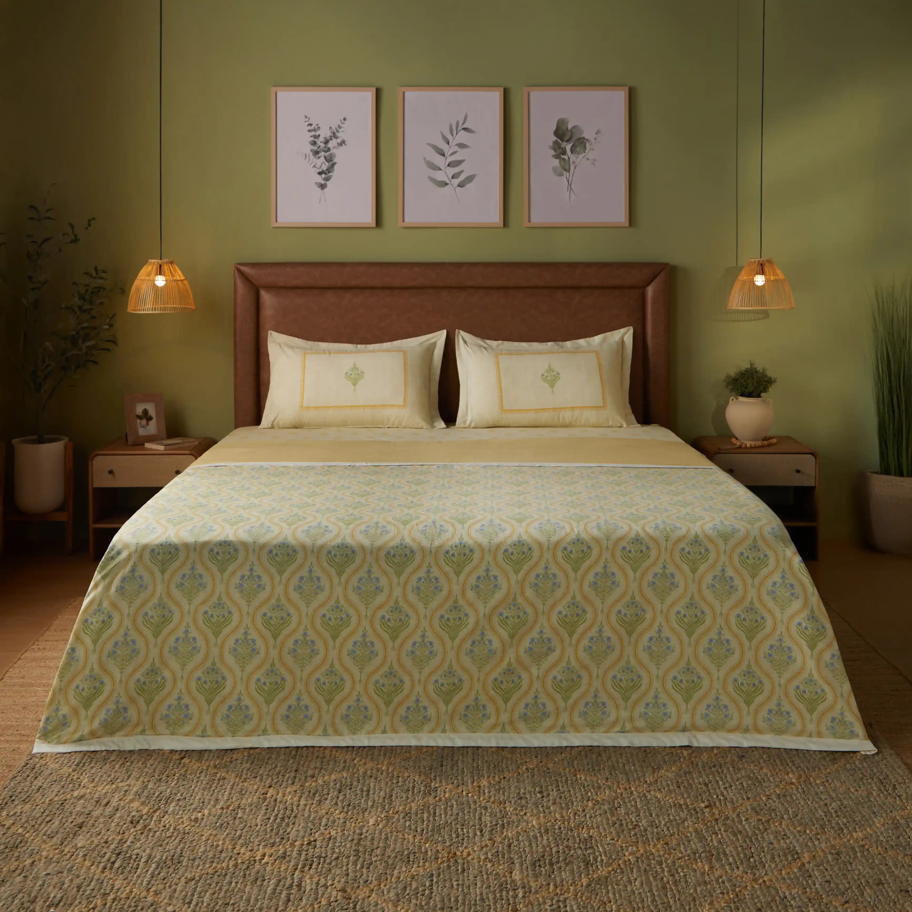 Chippa Lane | Contemporary Indian Print Design Coordinated Bedding Set | Set of Bedsheet & Dohar Mustard / Double