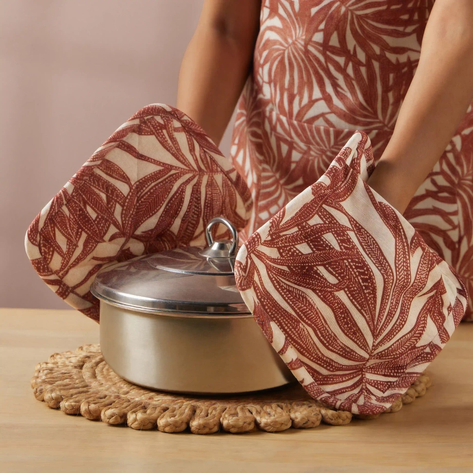 Nonna's Home 100% Polyester Pot Holders Coppery Ferns / Pot Holder (18cm x 30cm)
