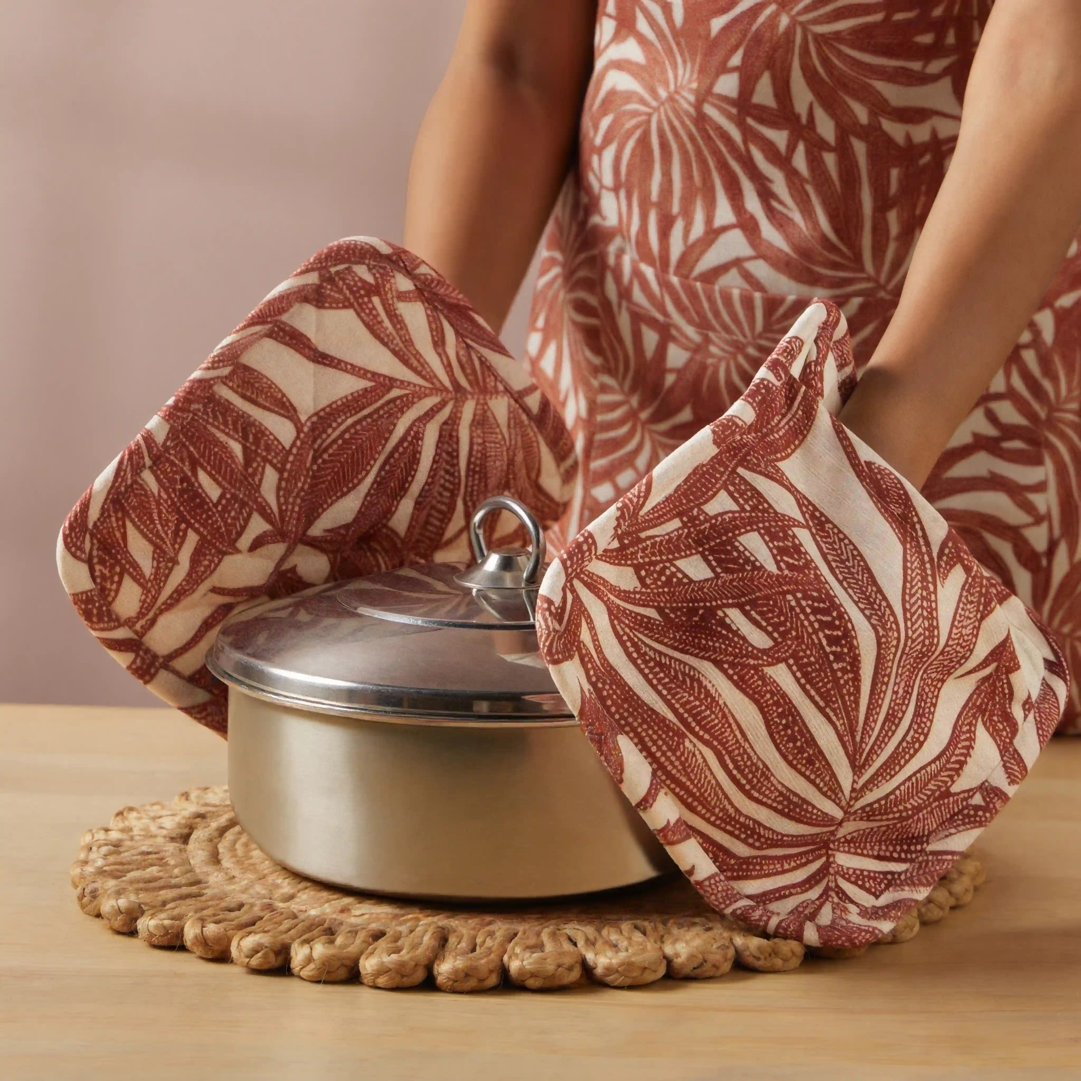 Nonna's Home 100% Polyester Pot Holders Coppery Ferns / Pot Holder (18cm x 30cm)