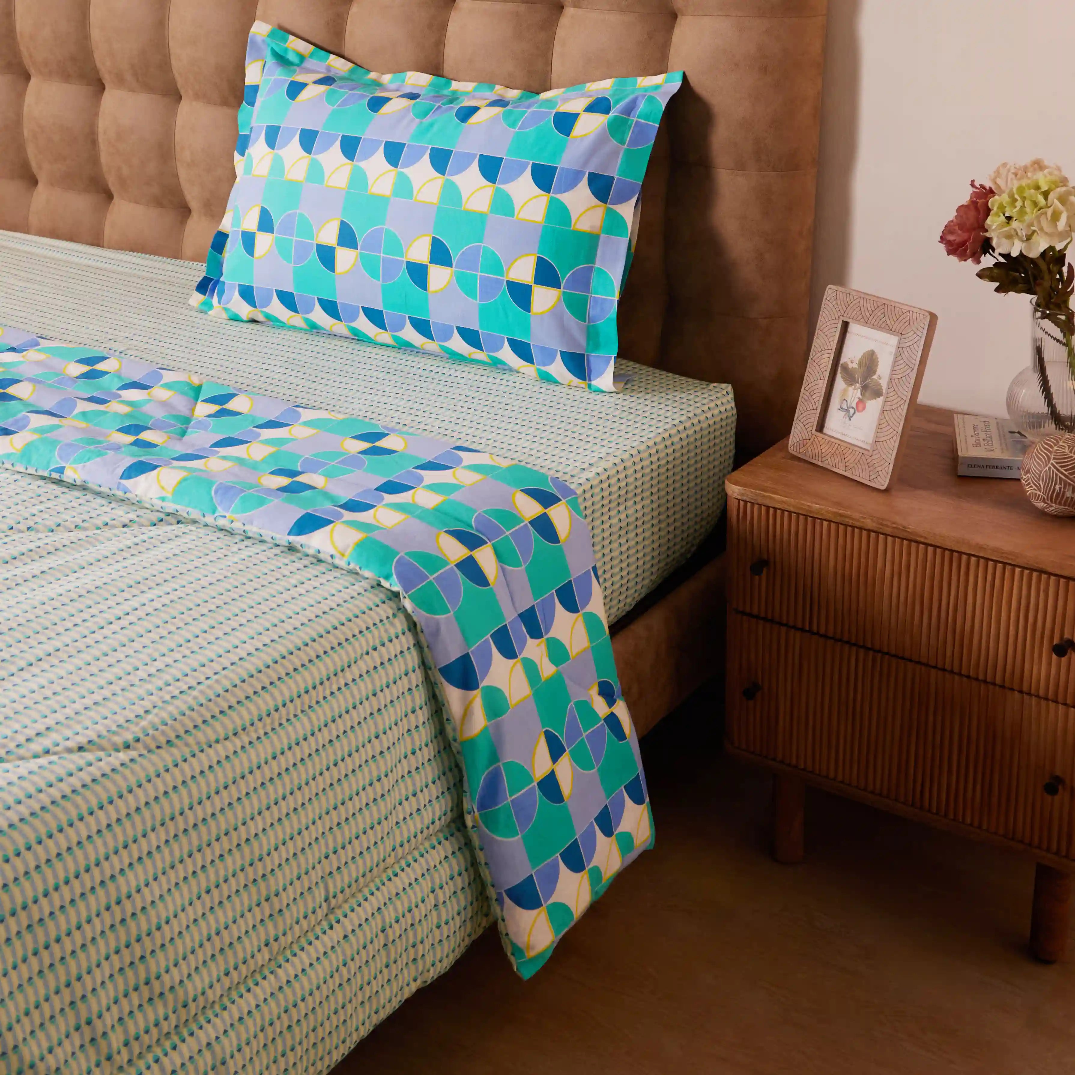 Mishella Printed Kaleido Teal Comforter-120gsm Kaleido Teal / Single