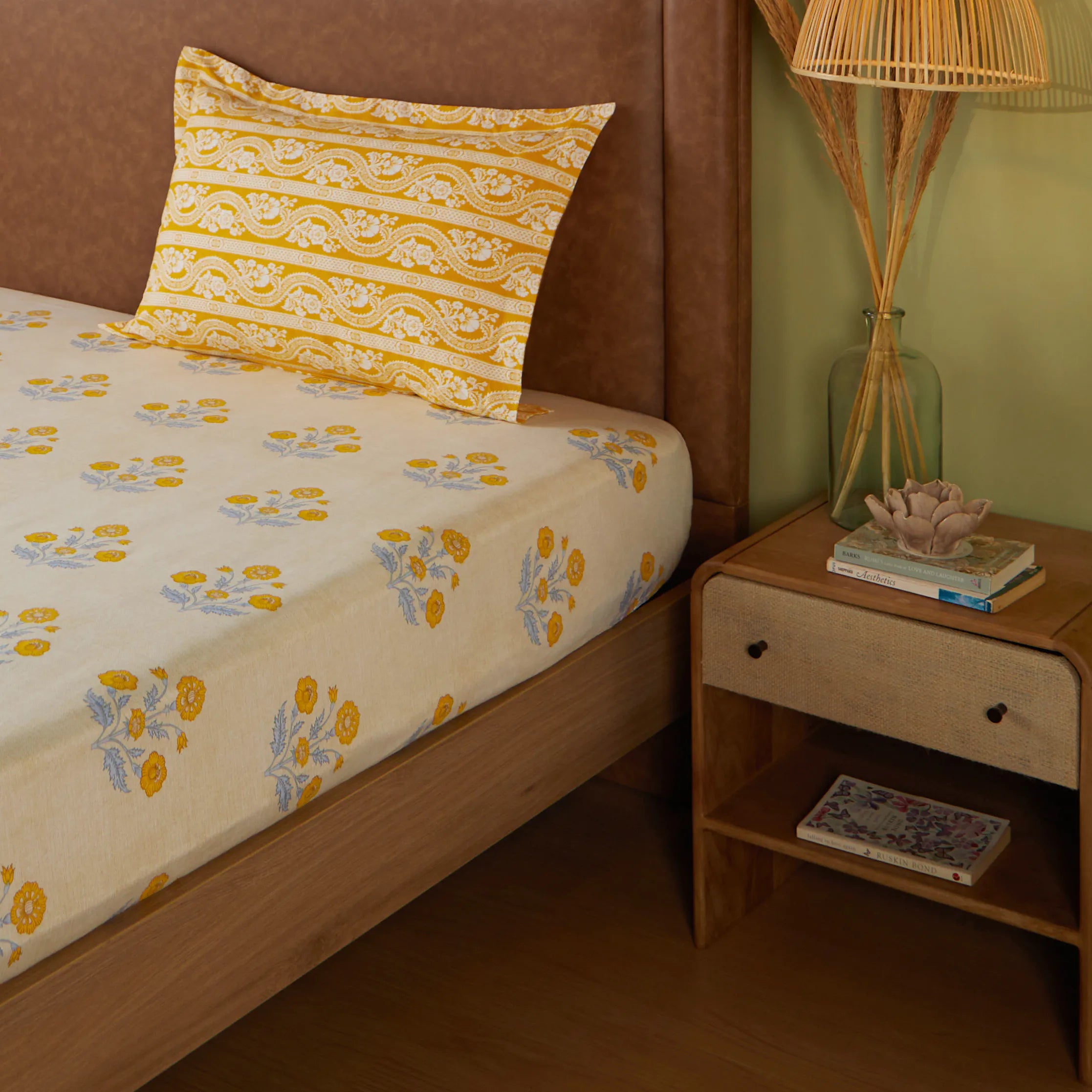 Chippa Lane | Contemporary Indian Print Design Cotton Bedsheet Set-Ochre Ochre / Single