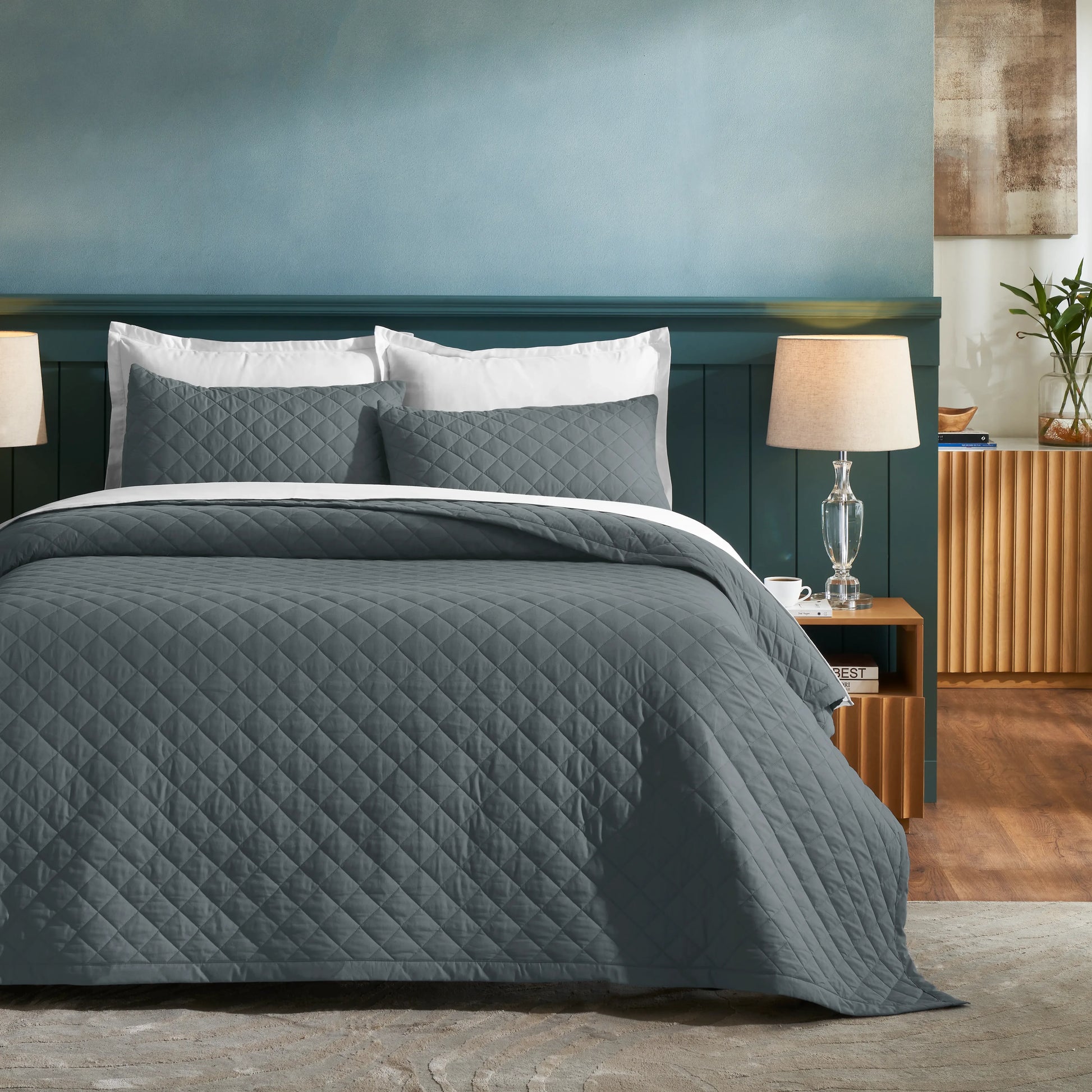 Nuvola | Luxurious Solid Dyed Diamond Quilted Cotton Bedcover Set Charcoal