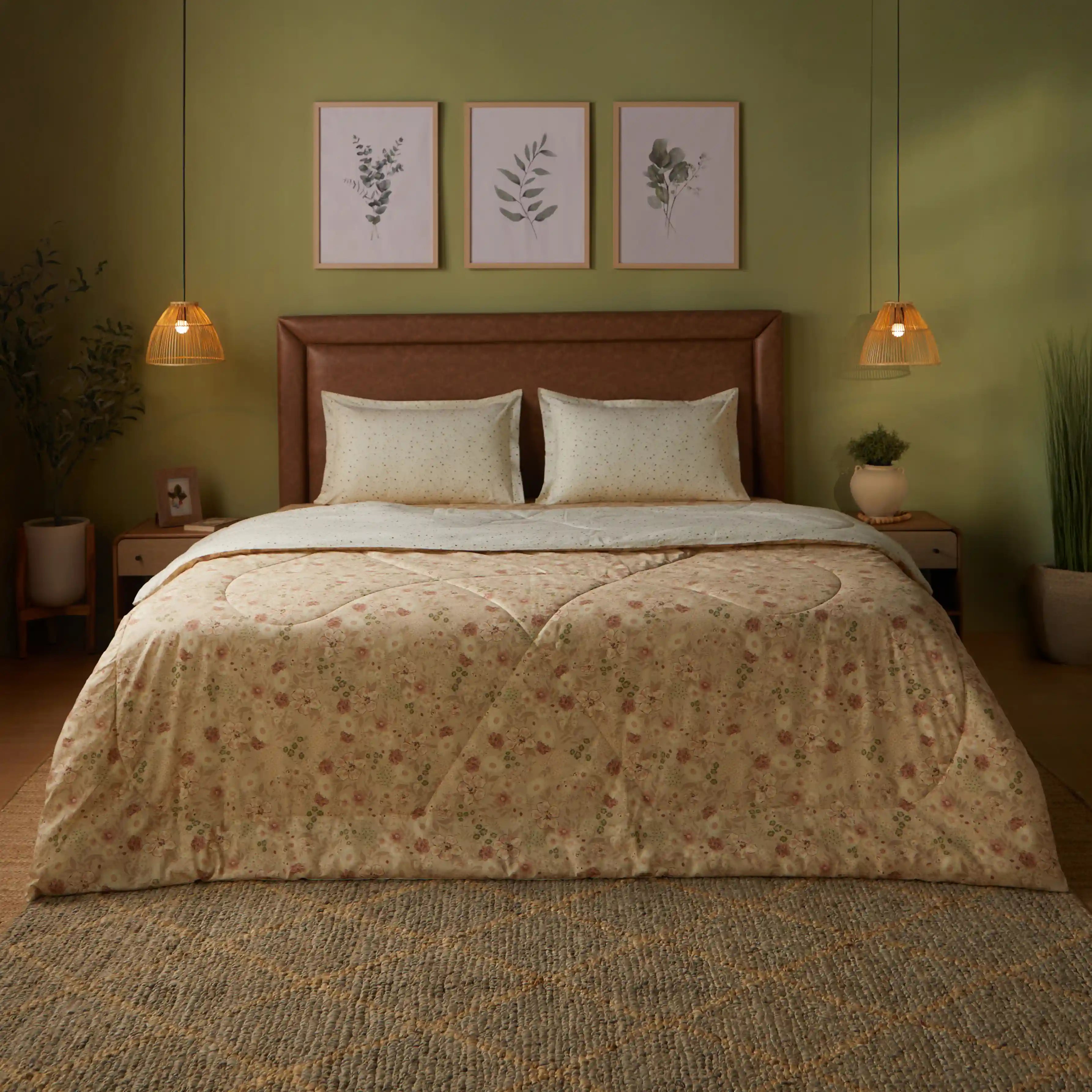 Mishella Printed Beige Bedding Set-3 (Dbl Bedsheet + Dbl Comforter) Beige / Double