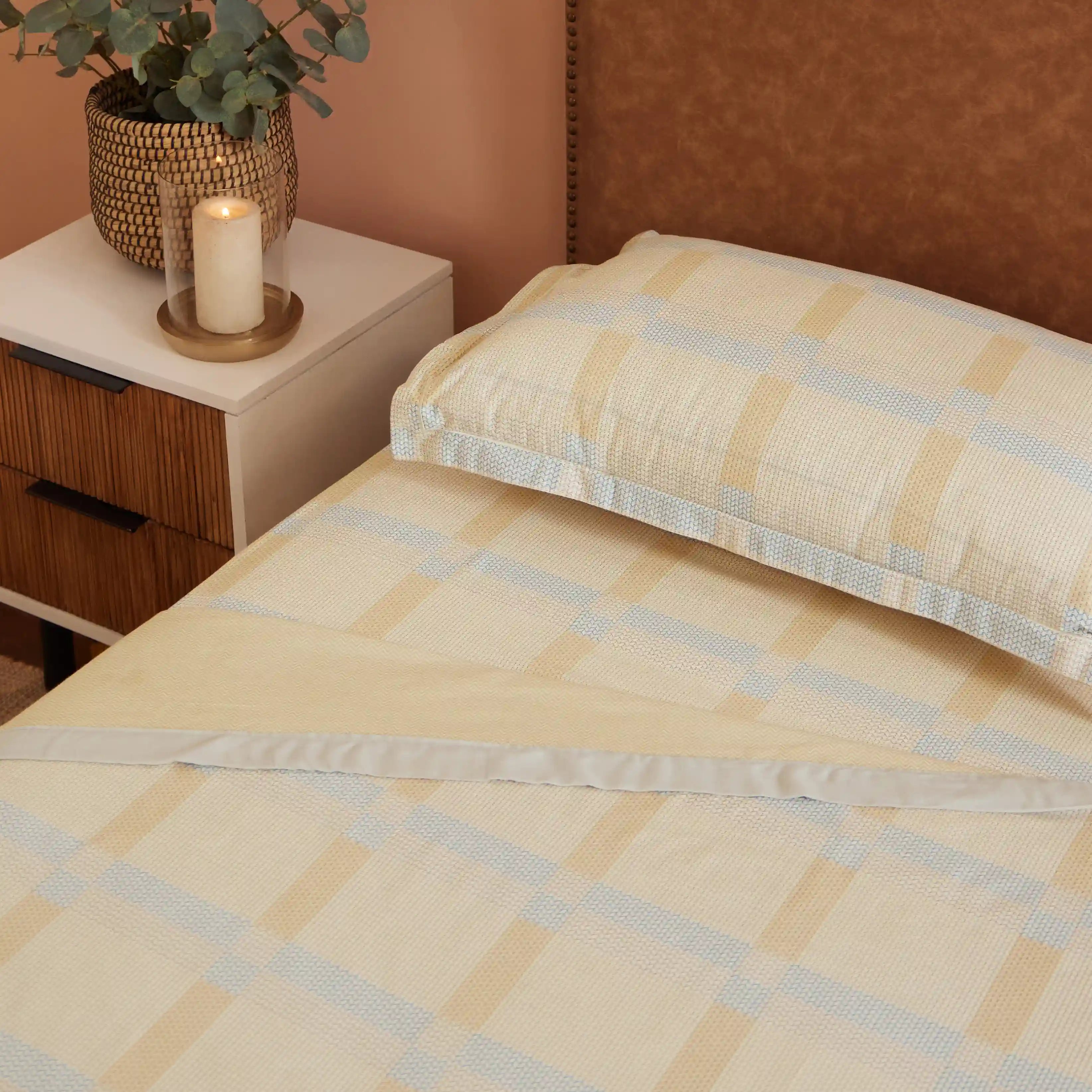 Threadscapes Printed Dohar-Sand Sand / Single