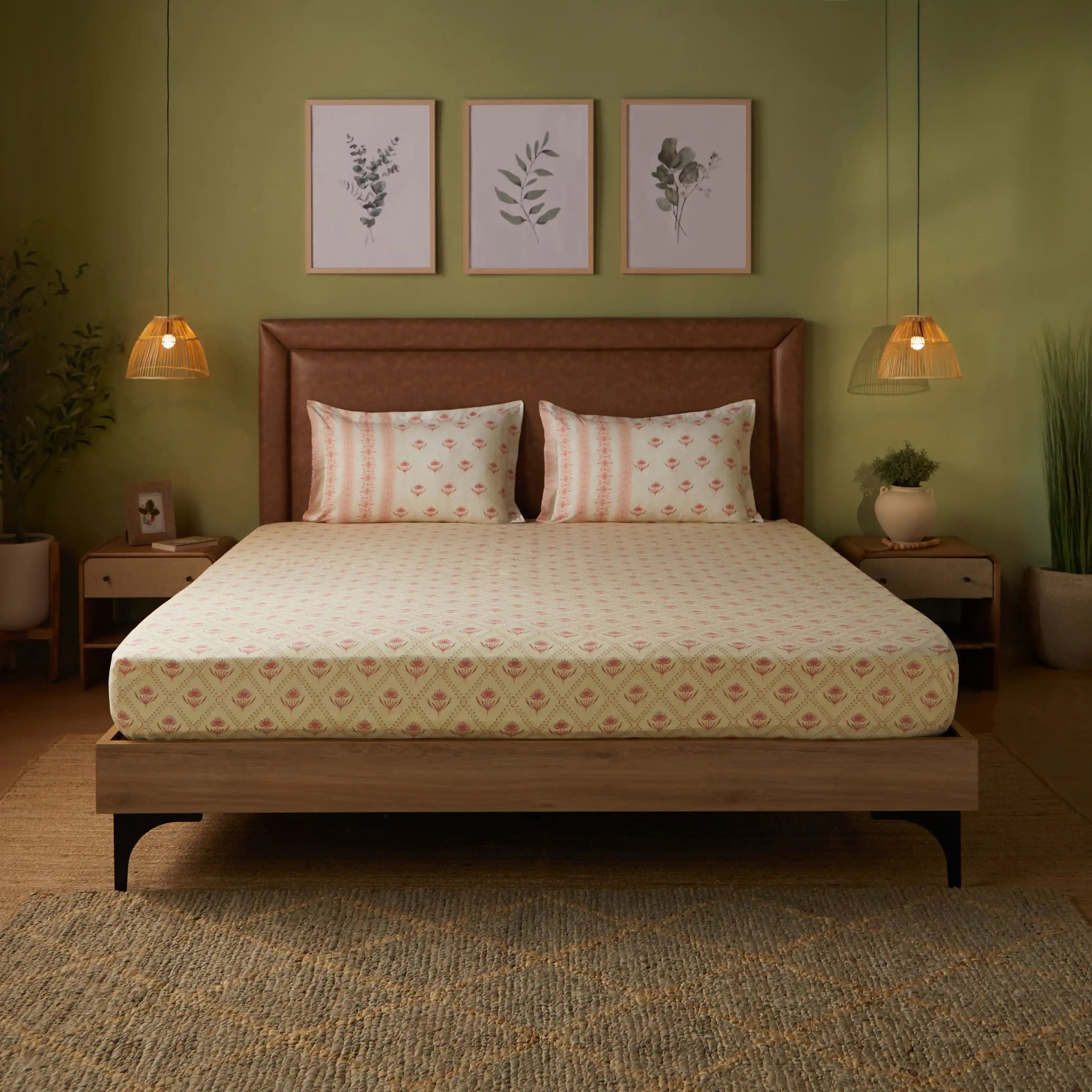 Chippa Lane | Contemporary Indian Print Design Cotton Fitted Sheet Set-Red Red / Queen