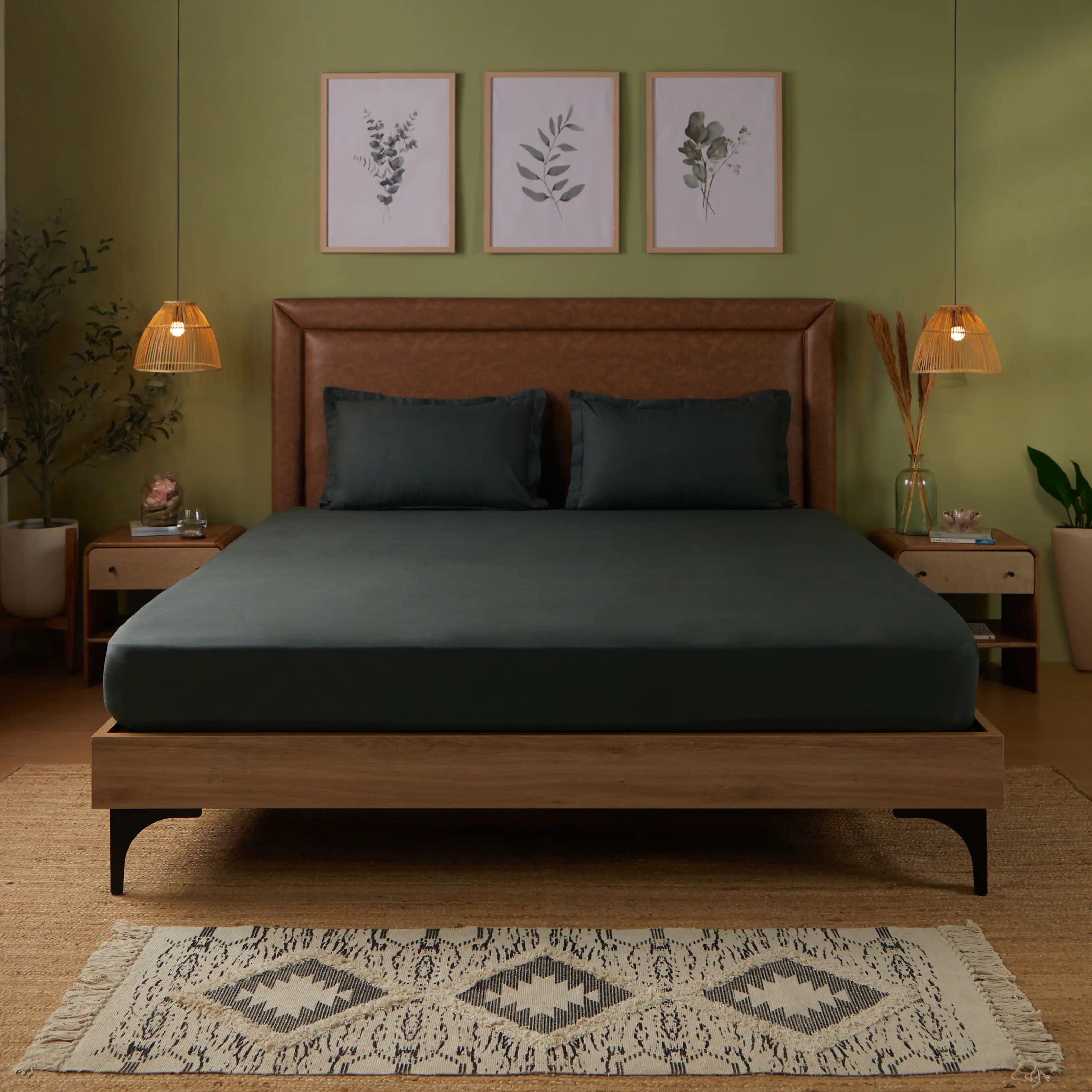 Paleto | Everyday Hues Solid Dyed Cotton Fitted Sheet Set-Dark Grey Dark Grey / Queen
