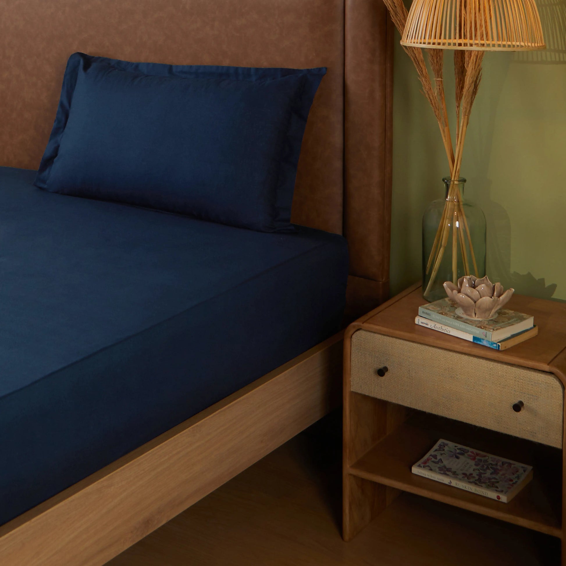Paleto | Everyday Hues Solid Dyed Cotton Bedsheet Set-Navy Navy / Single