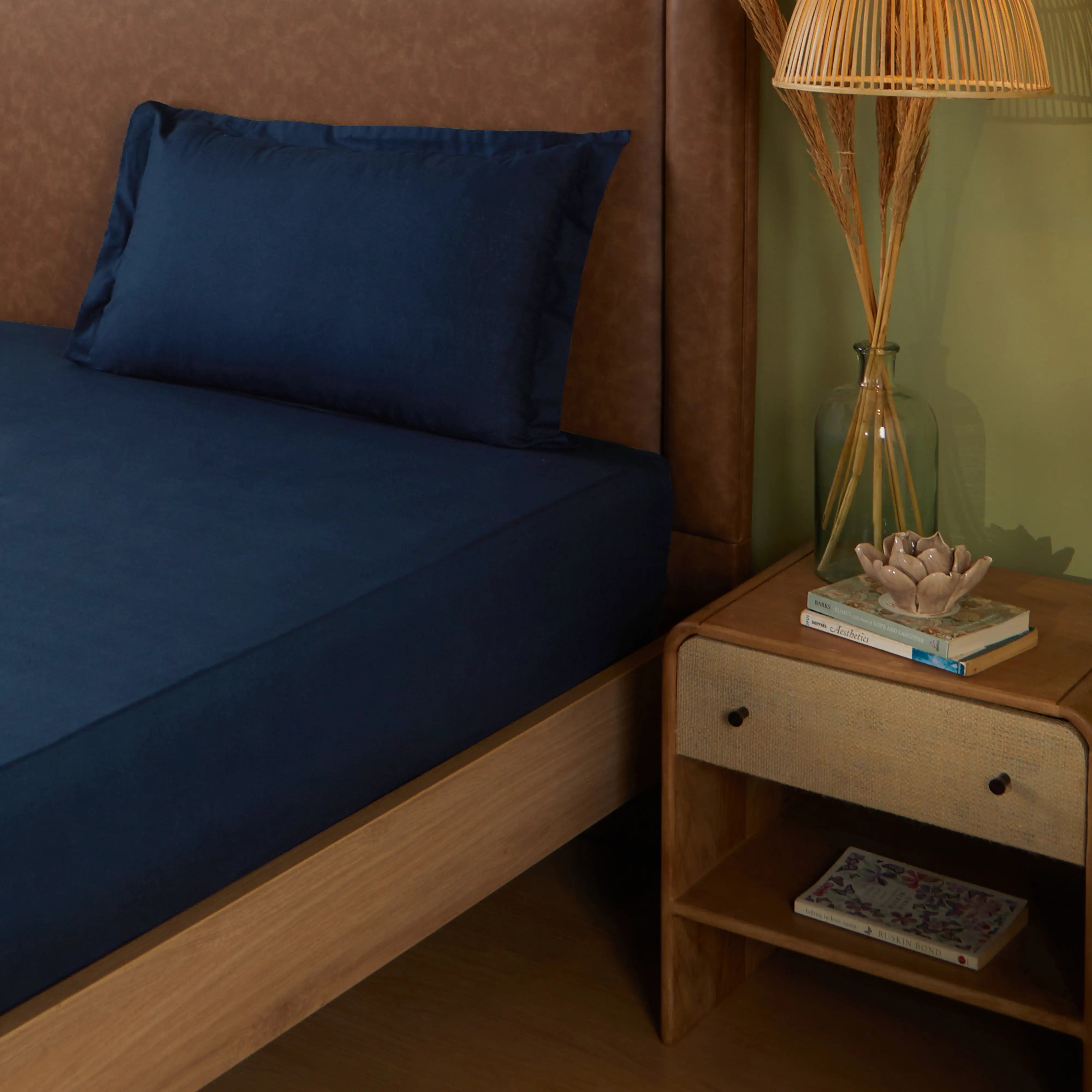 Paleto | Everyday Hues Solid Dyed Cotton Bedsheet Set-Navy Navy / Single