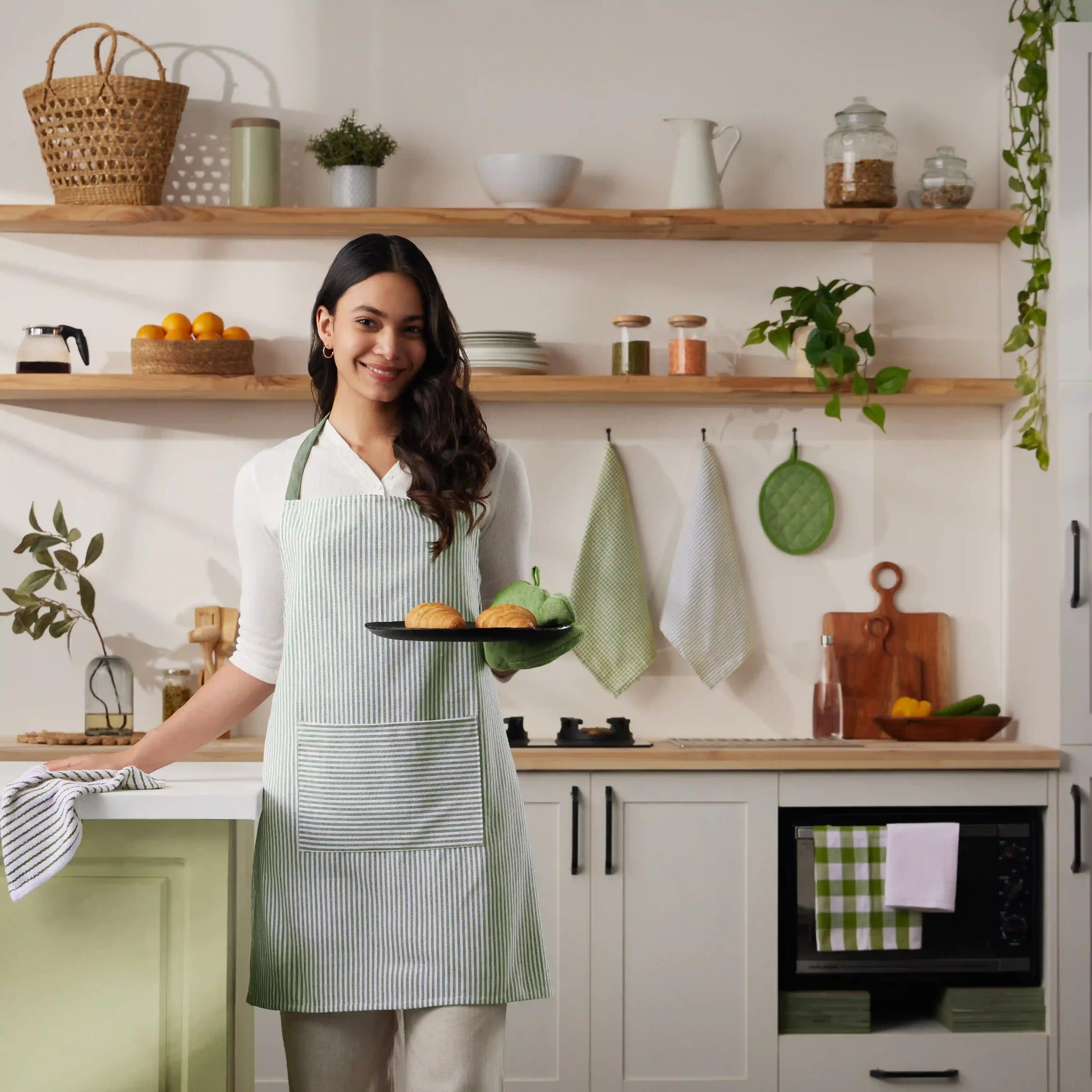 Nonna's Home | Everyday Essentials Kitchen Linen Set | Set of 20 Sage Soireé