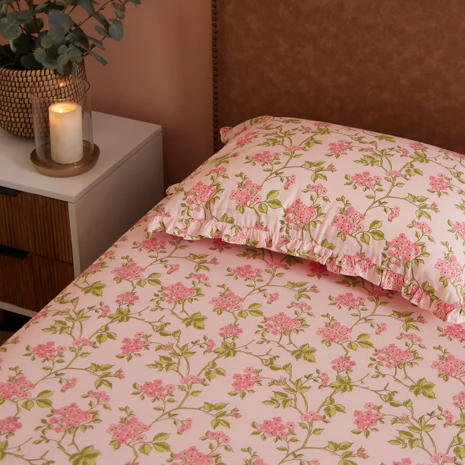 Bloomshire Luxe 100% Cotton Bedsheet Set Pink / Single