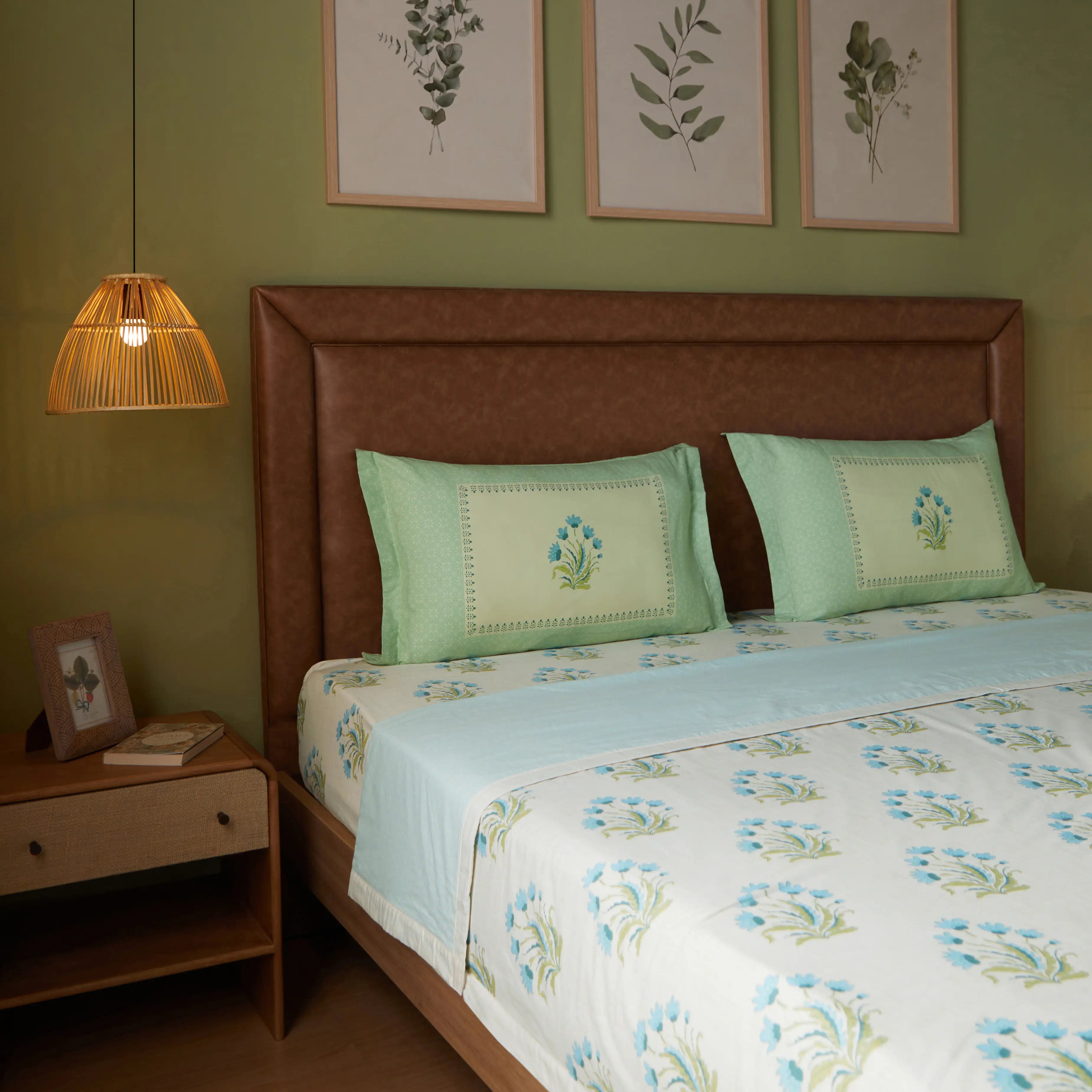 Chippa Lane | Contemporary Indian Print Design Reversible Dohar with Super Soft Flannel Layering-Indian Sage Indian Sage / Double
