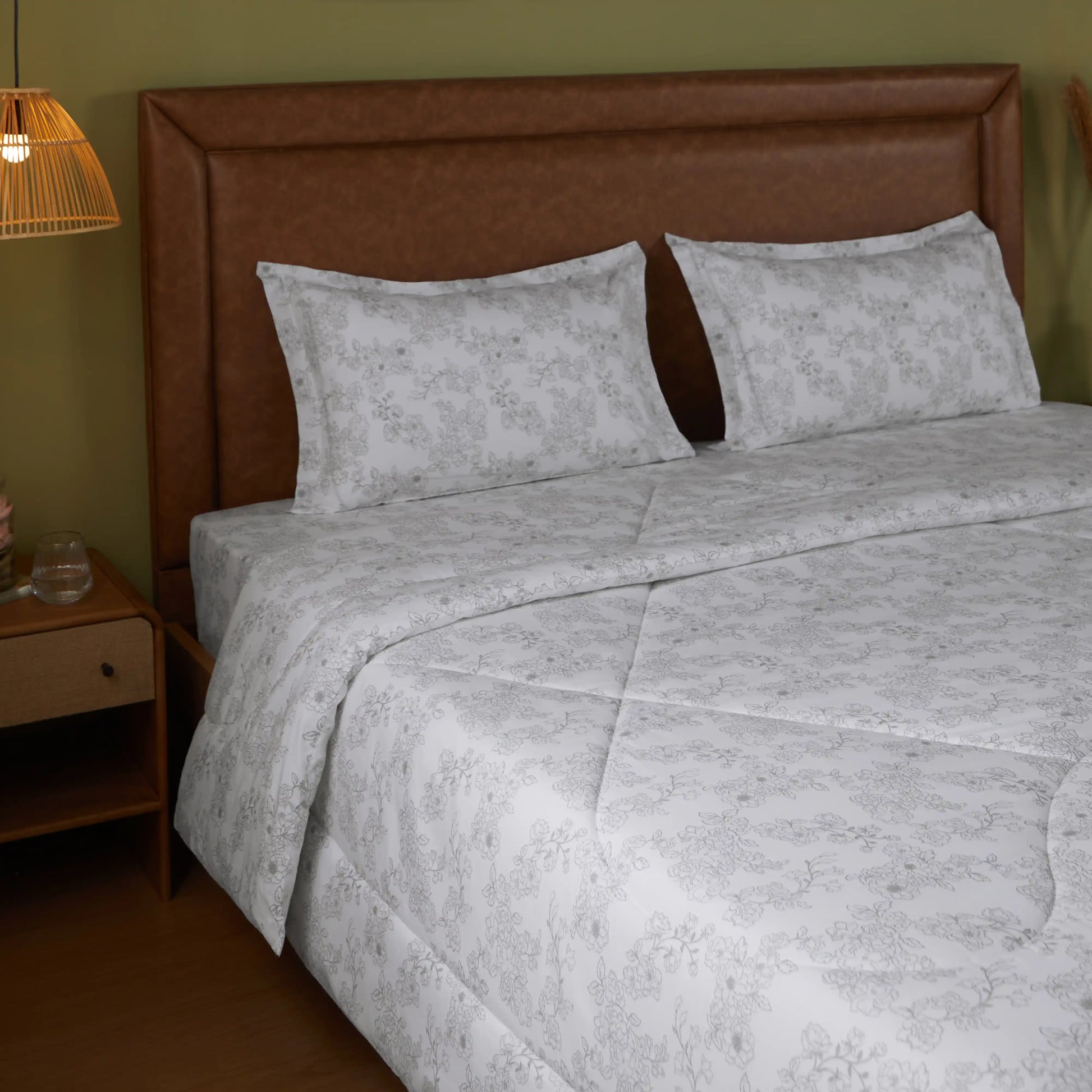 Bloomshire Classic | Everyday Charm Printed 240GSM Reversible Comforter for Extra Warmth-Grey Grey / Double