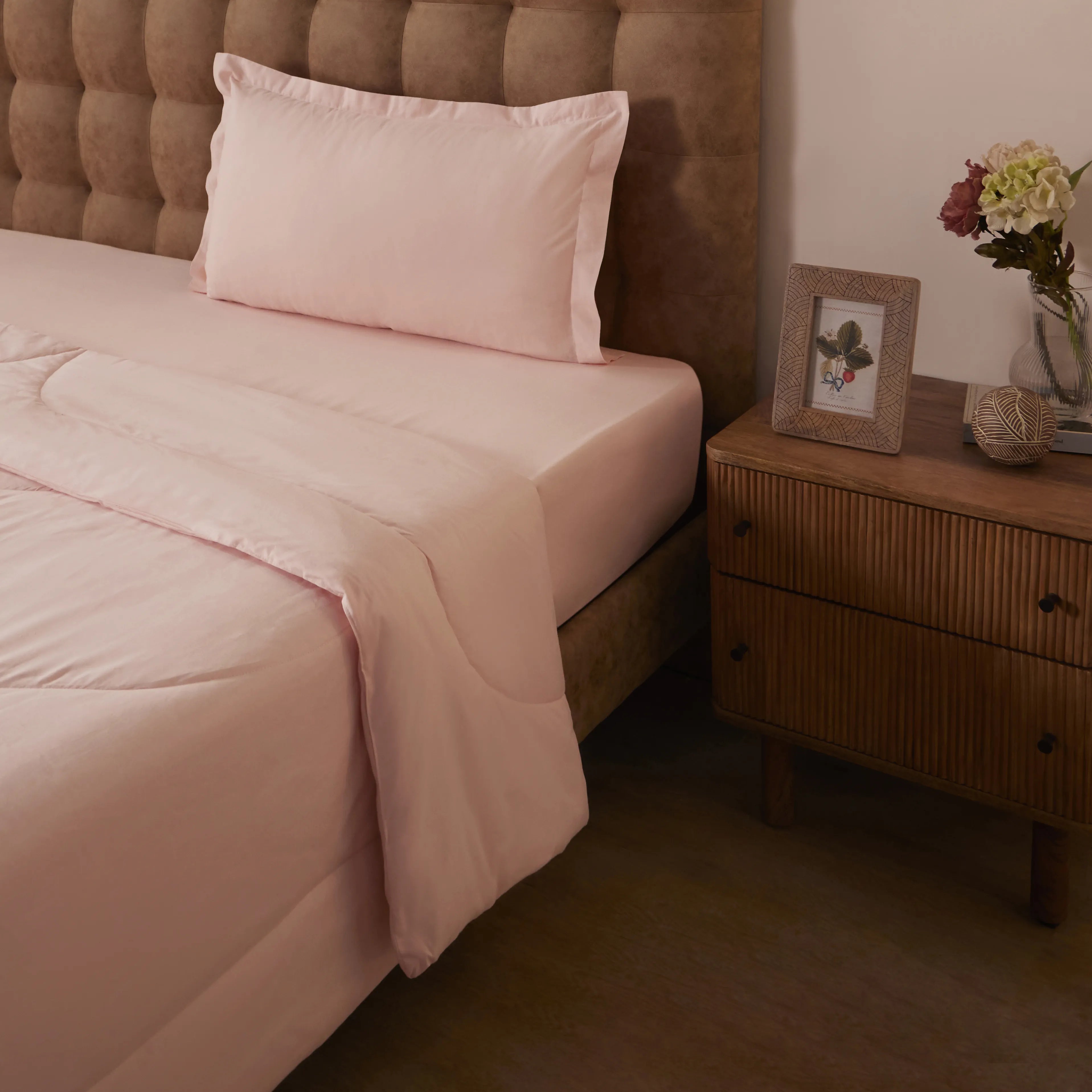 Paleto | Everyday Hues Cotton Solid Dyed 120GSM Comforter-Veiled Rose Veiled Rose / Single