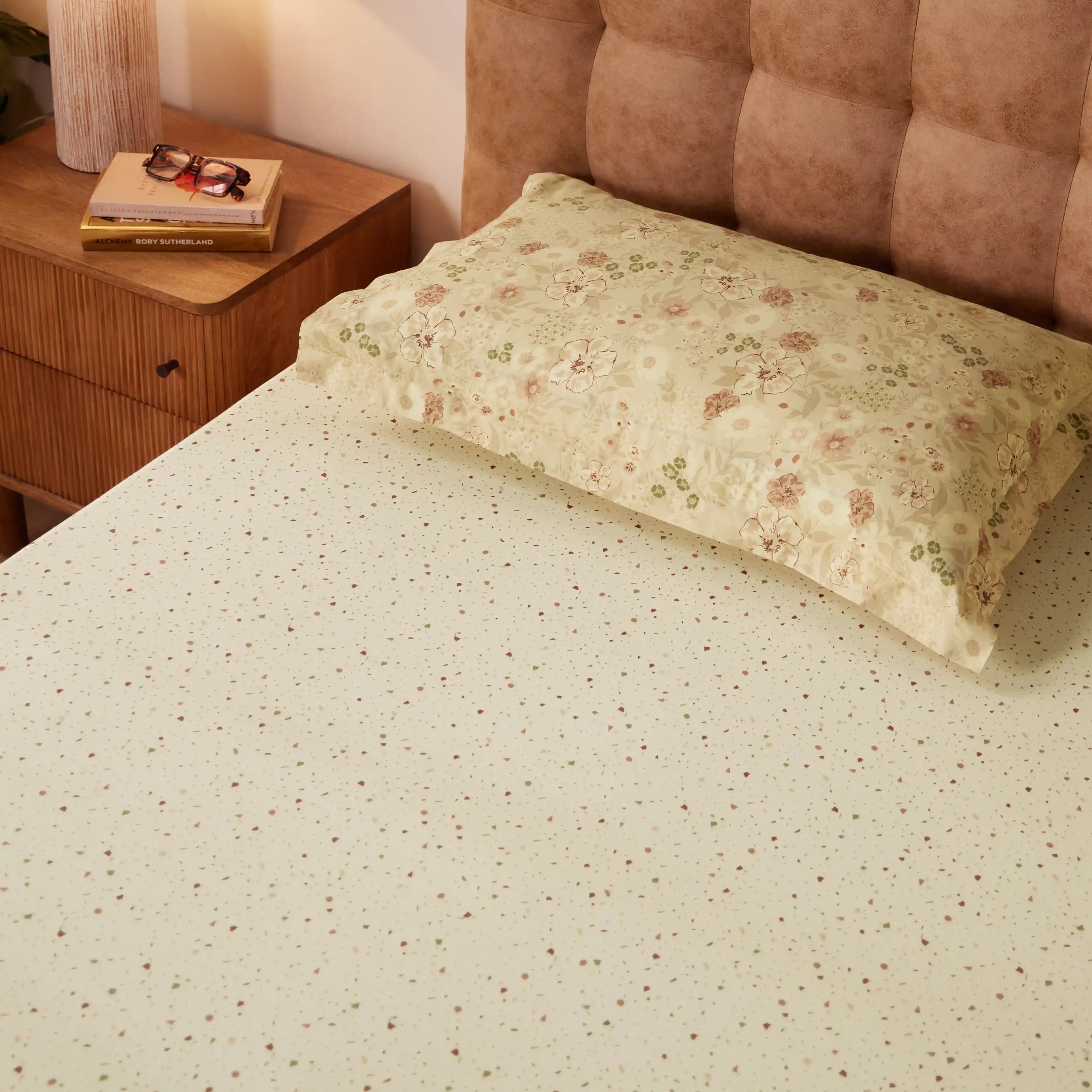 Mishella | Mix & Match Printed Cotton Bedsheet Set - Cream Cream / Single