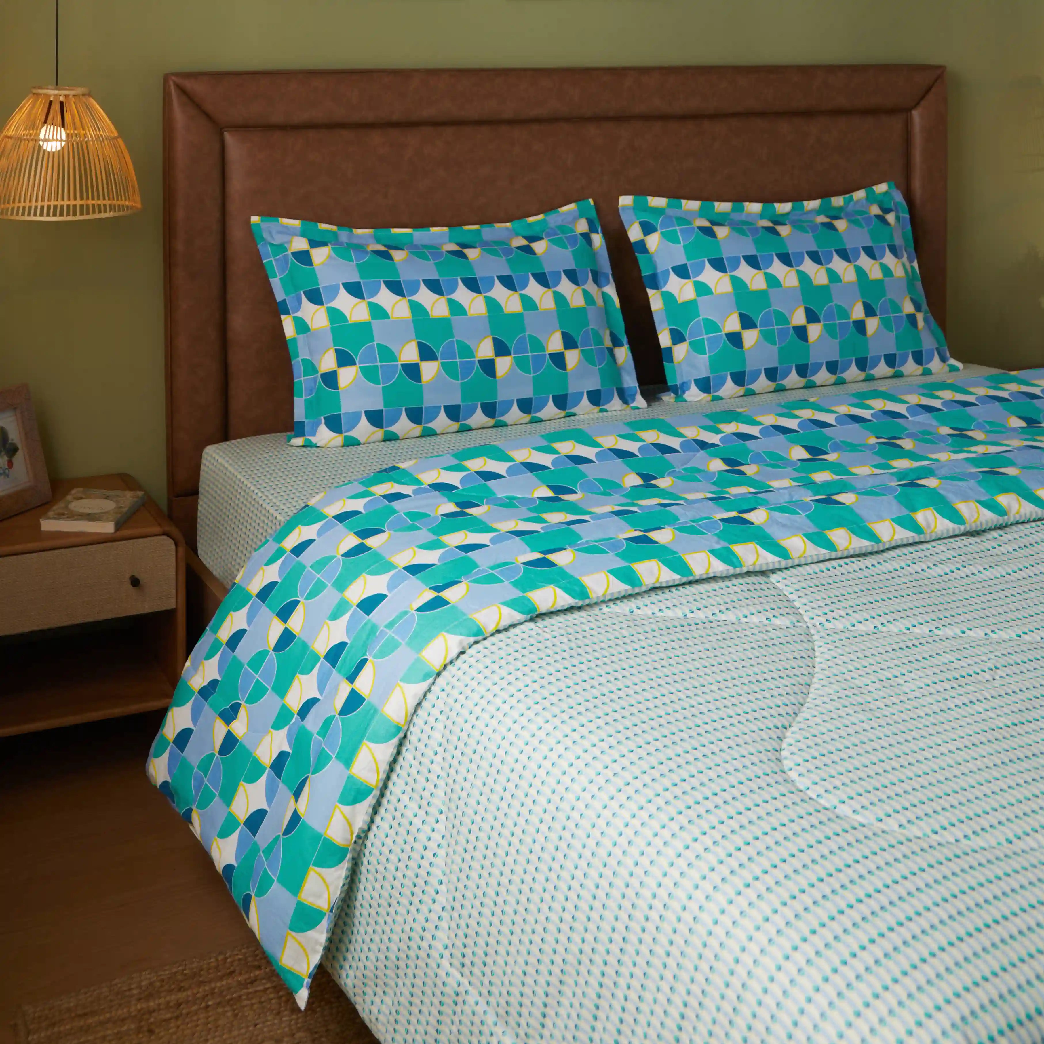 Mishella Printed Kaleido Teal Bedding Set-3 (Dbl Bedsheet + Dbl Comforter) Kaleido Teal / Double