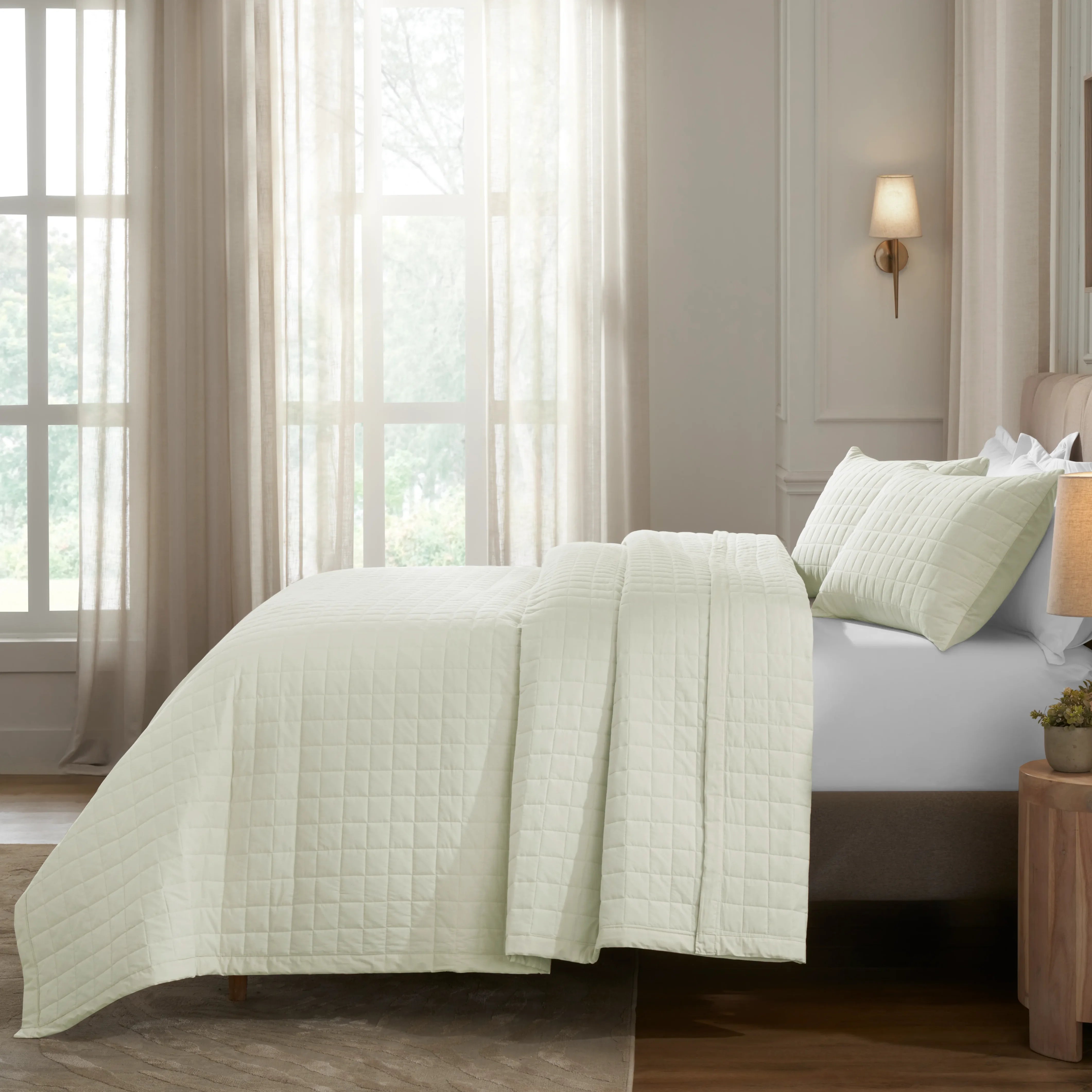Nuvola | Luxurious Solid Dyed Box Quilted Cotton Bedcover Set Ivory