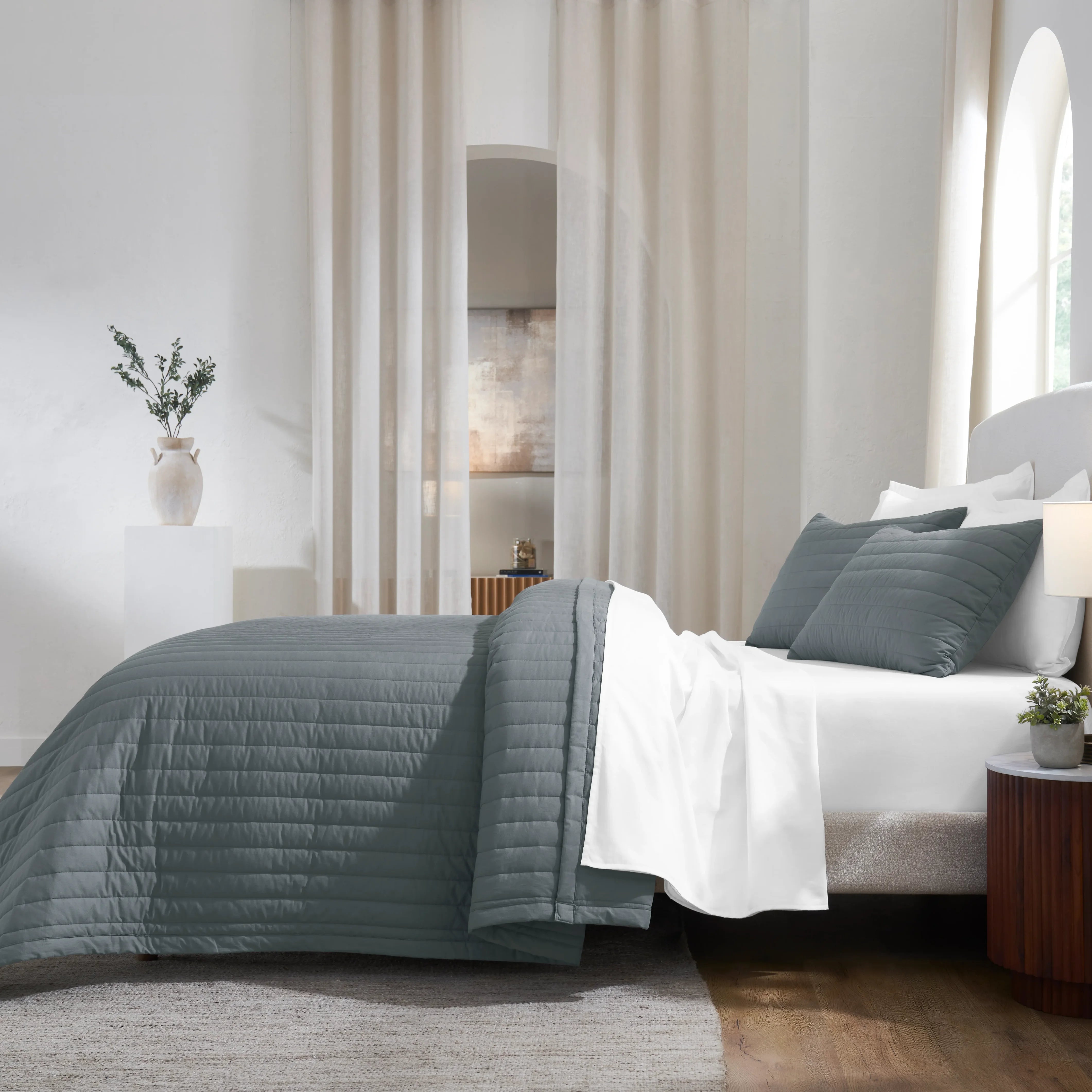 Nuvola | Luxurious Solid Dyed Straight Quilted Cotton Bedcover Set Charcoal