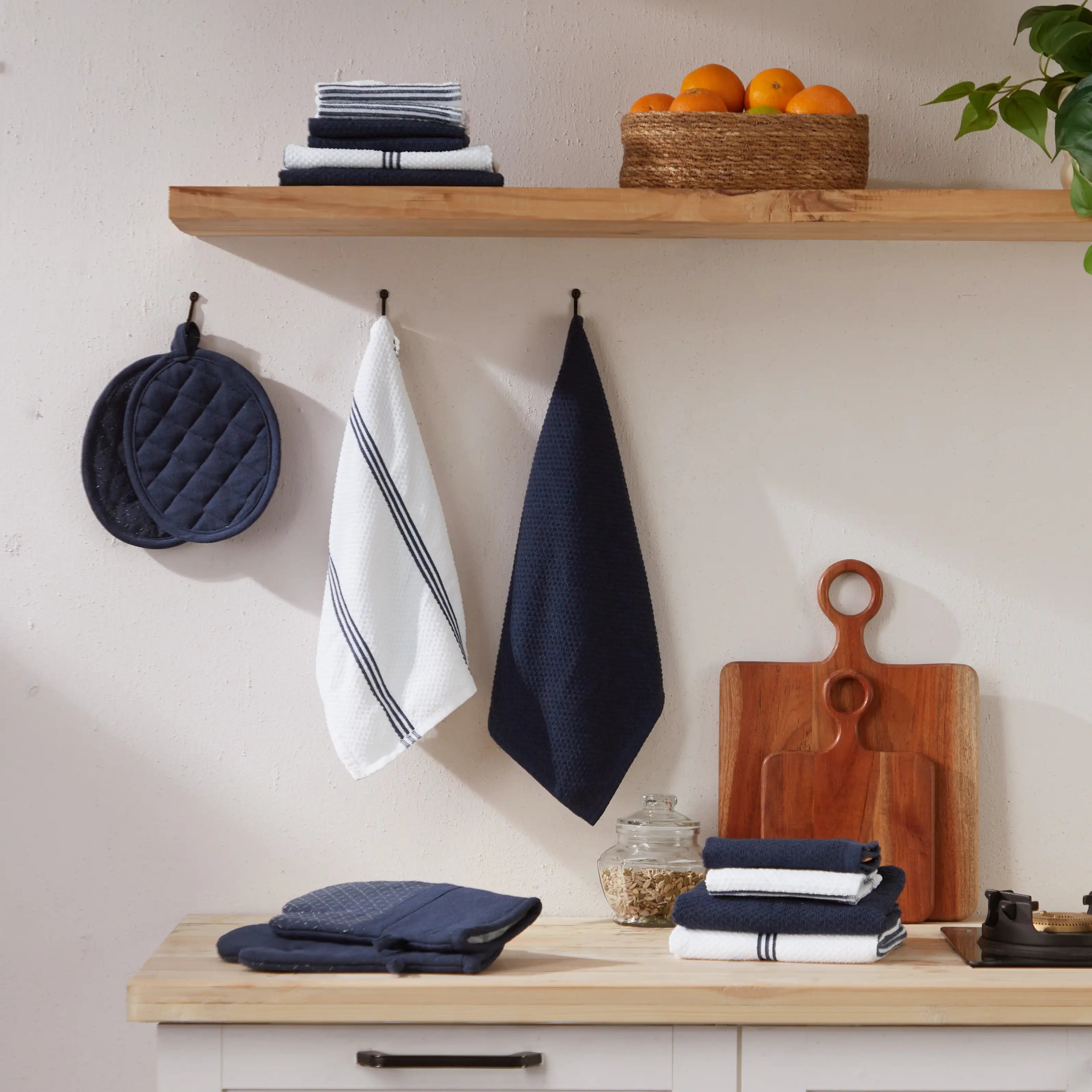 Kaleida 16-Piece Kitchen Linen Set Blue Barns