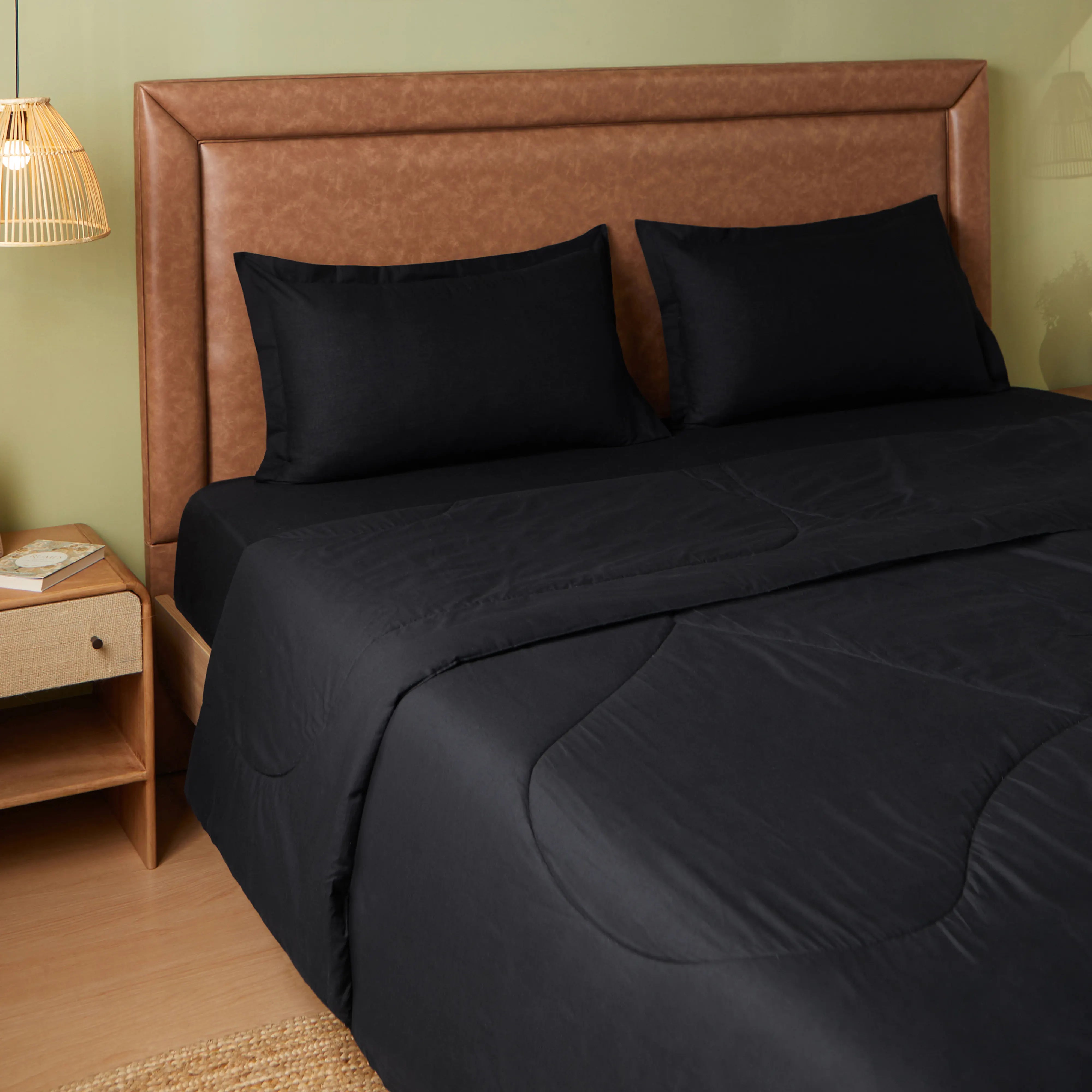Paleto | Everyday Hues Cotton Solid Dyed 120GSM Comforter-Black Black / Double
