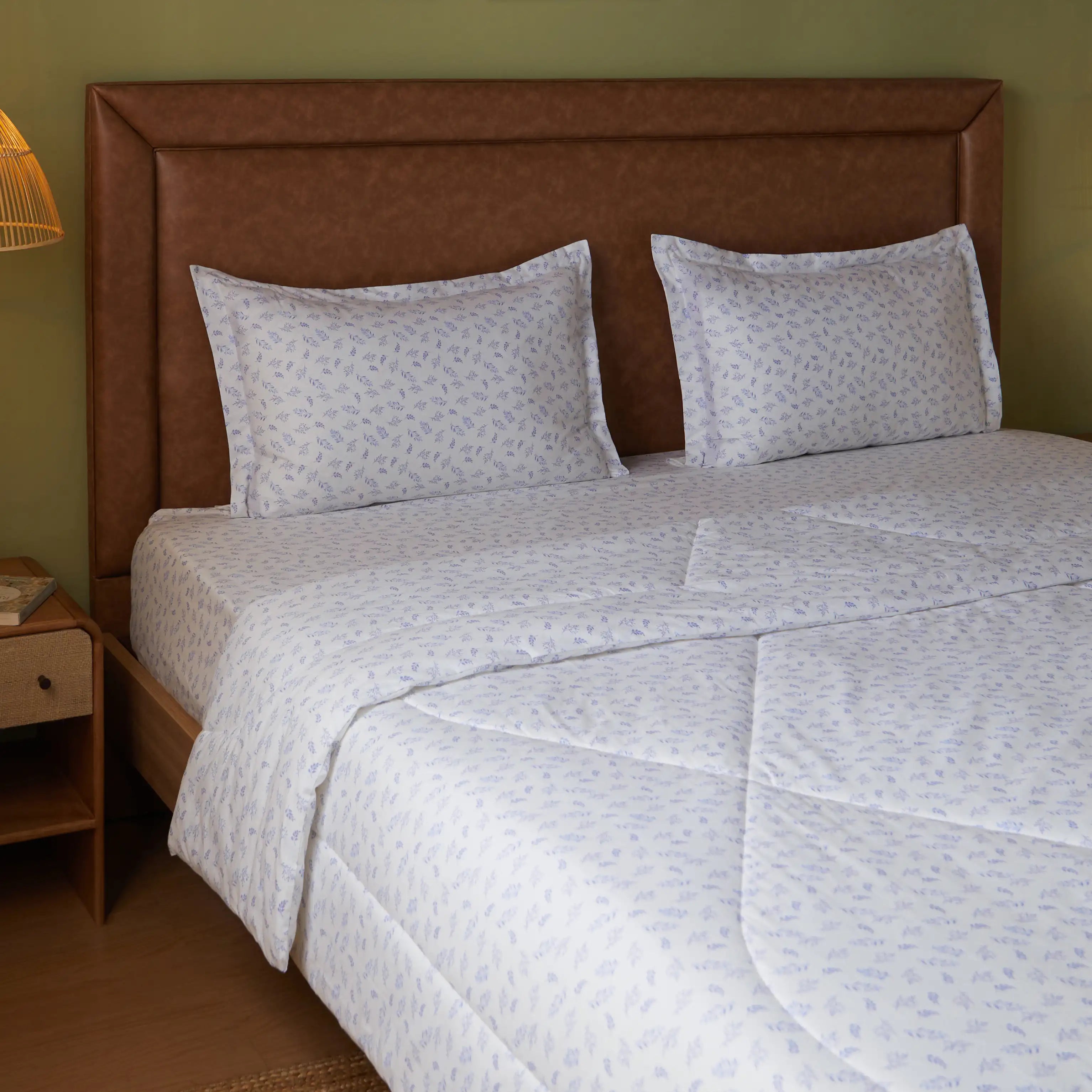 Bloomshire Classic | Everyday Charm Printed 240GSM Reversible Comforter for Extra Warmth-Purple Purple / Double