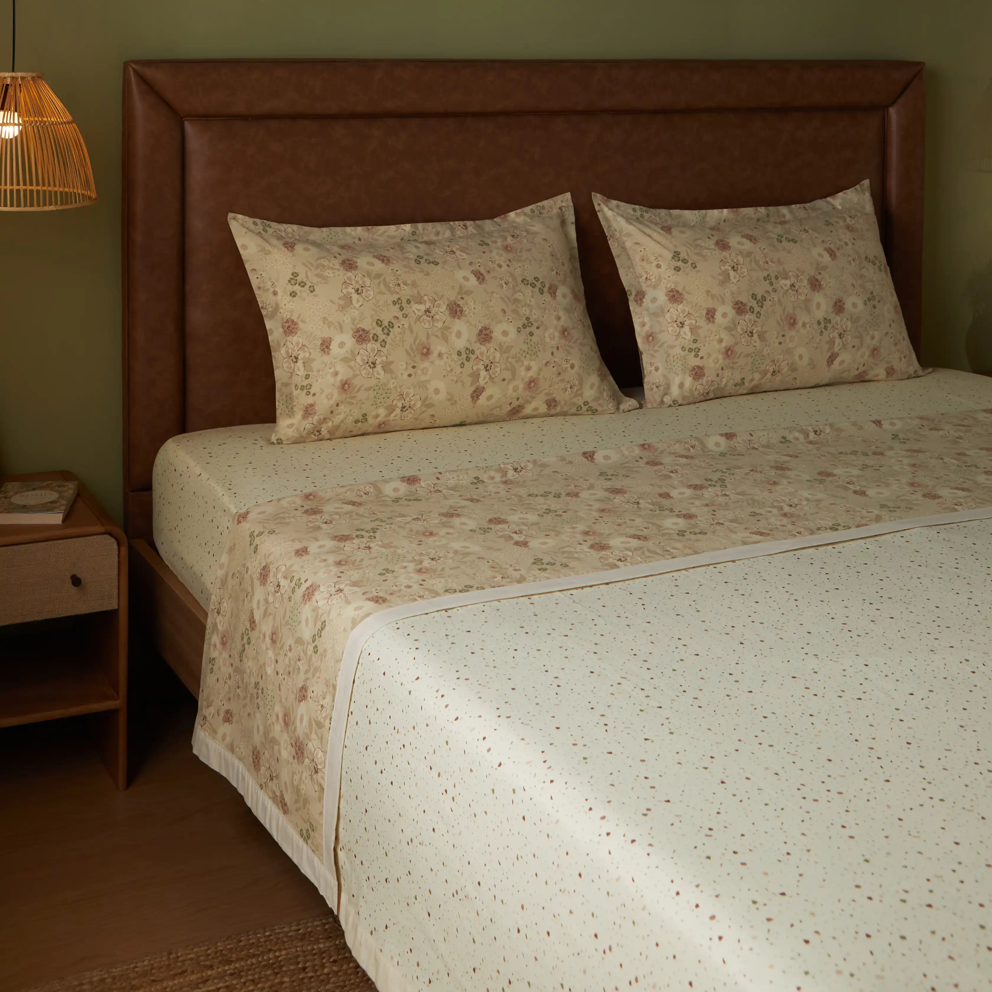 Mishella Printed Cream Bedding Set-1 (Dbl Bedsheet + Dbl Dohar) Cream / Double