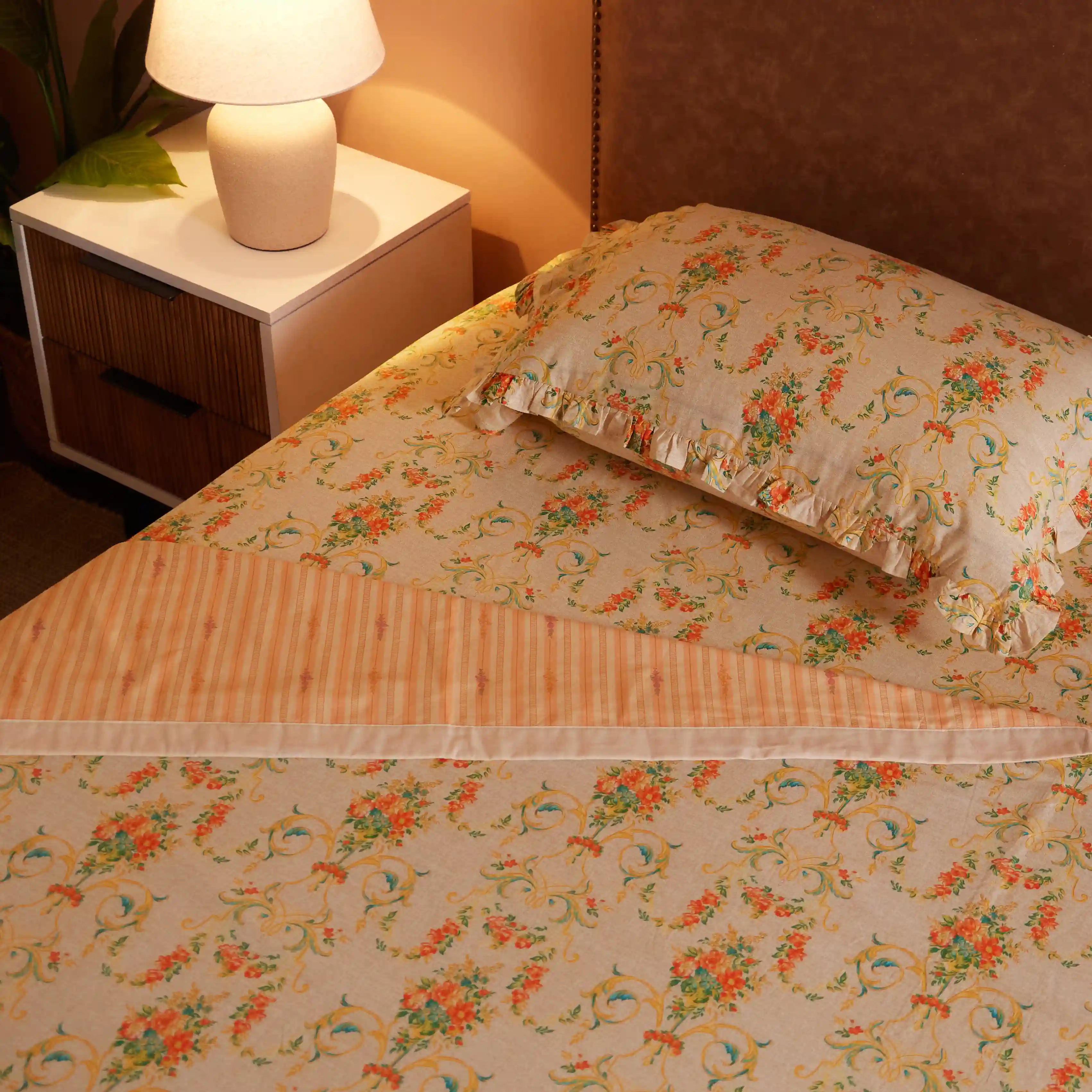 Bloomshire Luxe | Romantic Flora Printed Reversible Dohar with Super Soft Flannel Layering-Multicolour Multicolour / Single