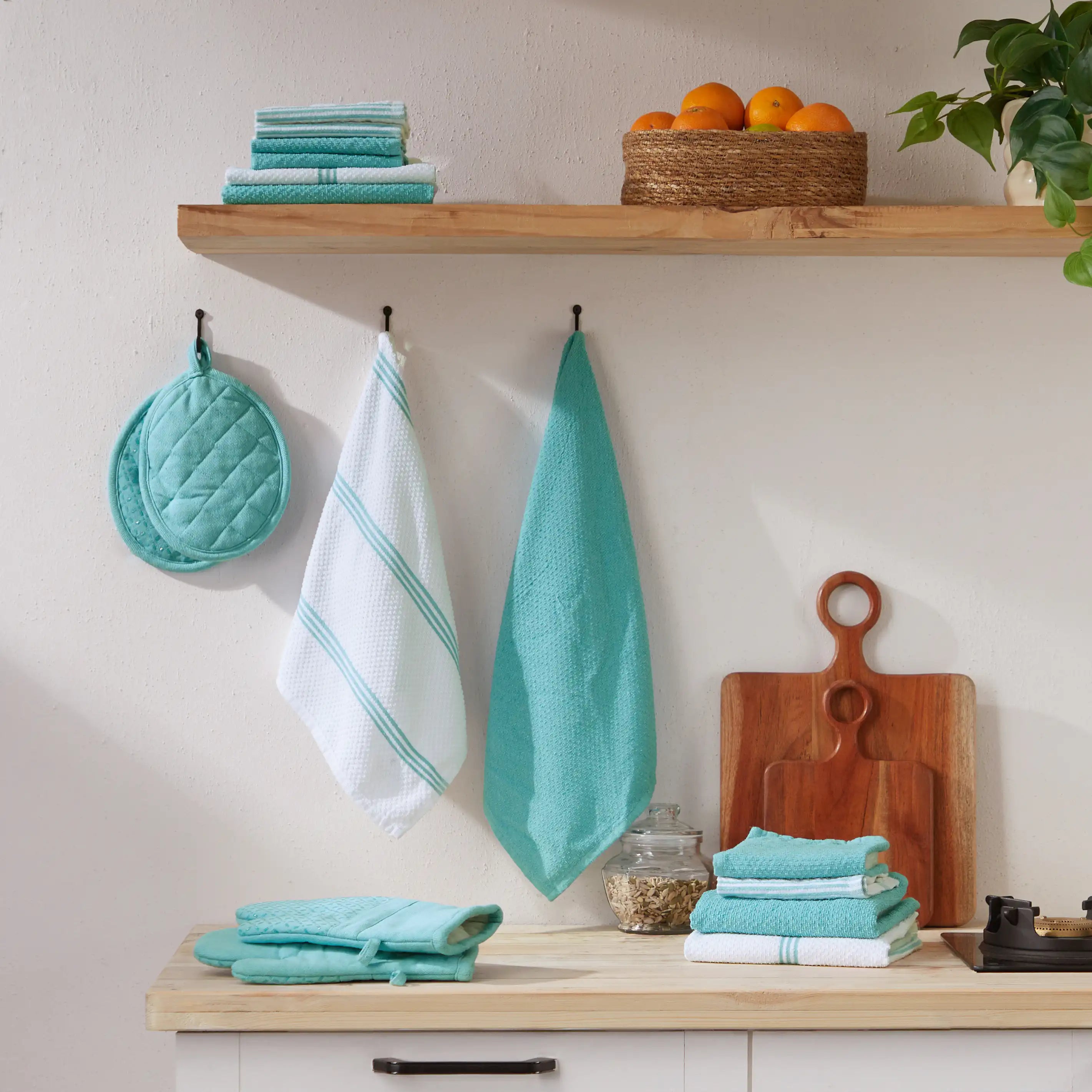 Kaleida 16-Piece Kitchen Linen Set Celeste Ceremonies