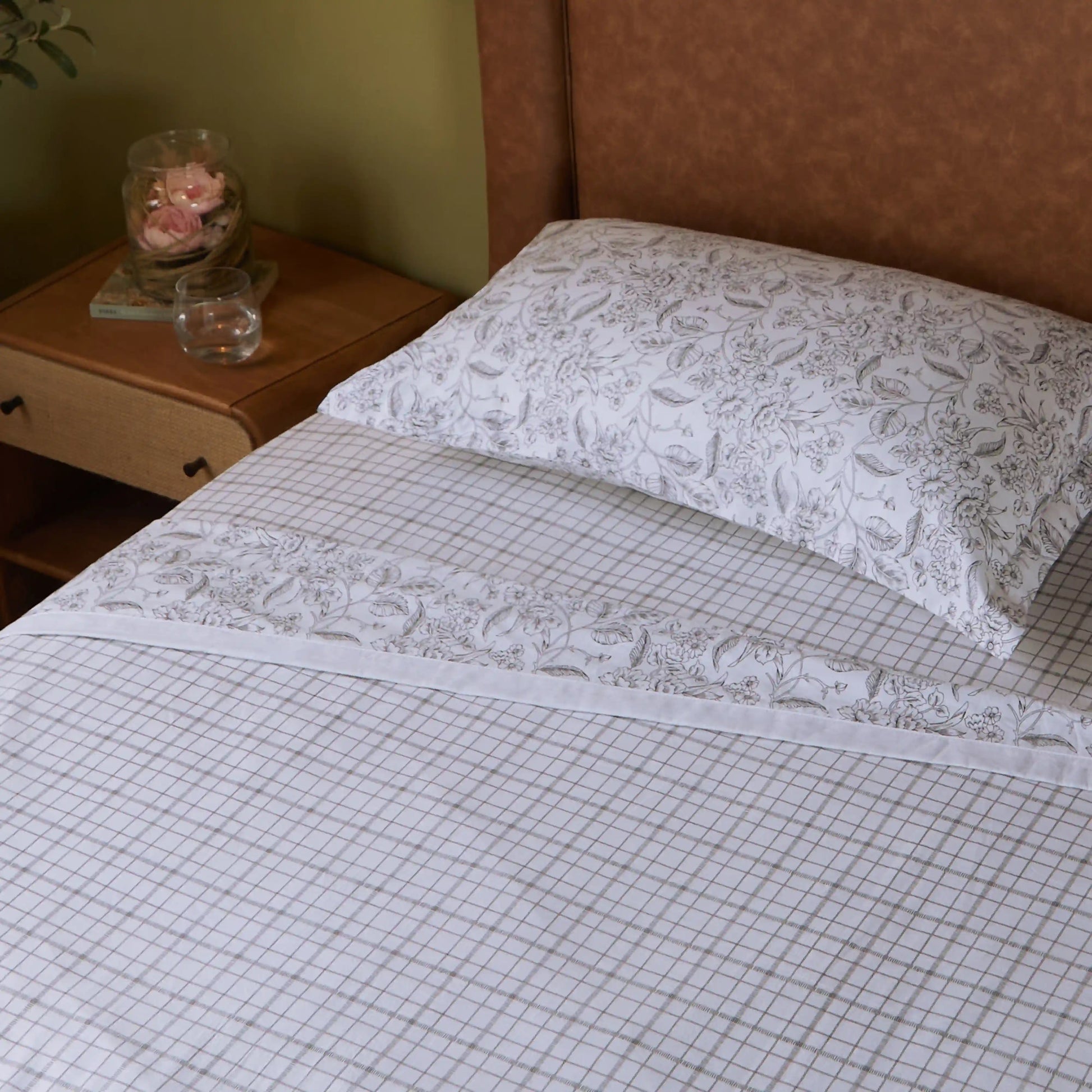 Mishella Printed Charcoal Checks Dohar Charcoal Checks / Single