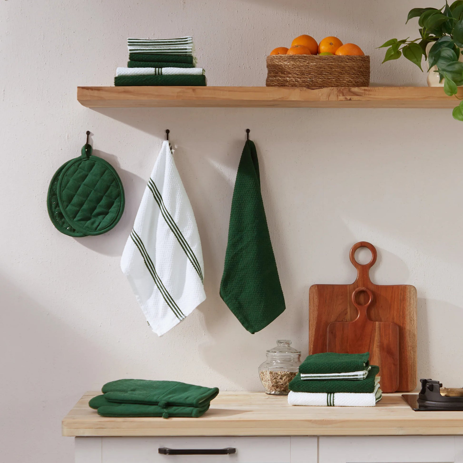 Kaleida 16-Piece Kitchen Linen Set Green Glamour