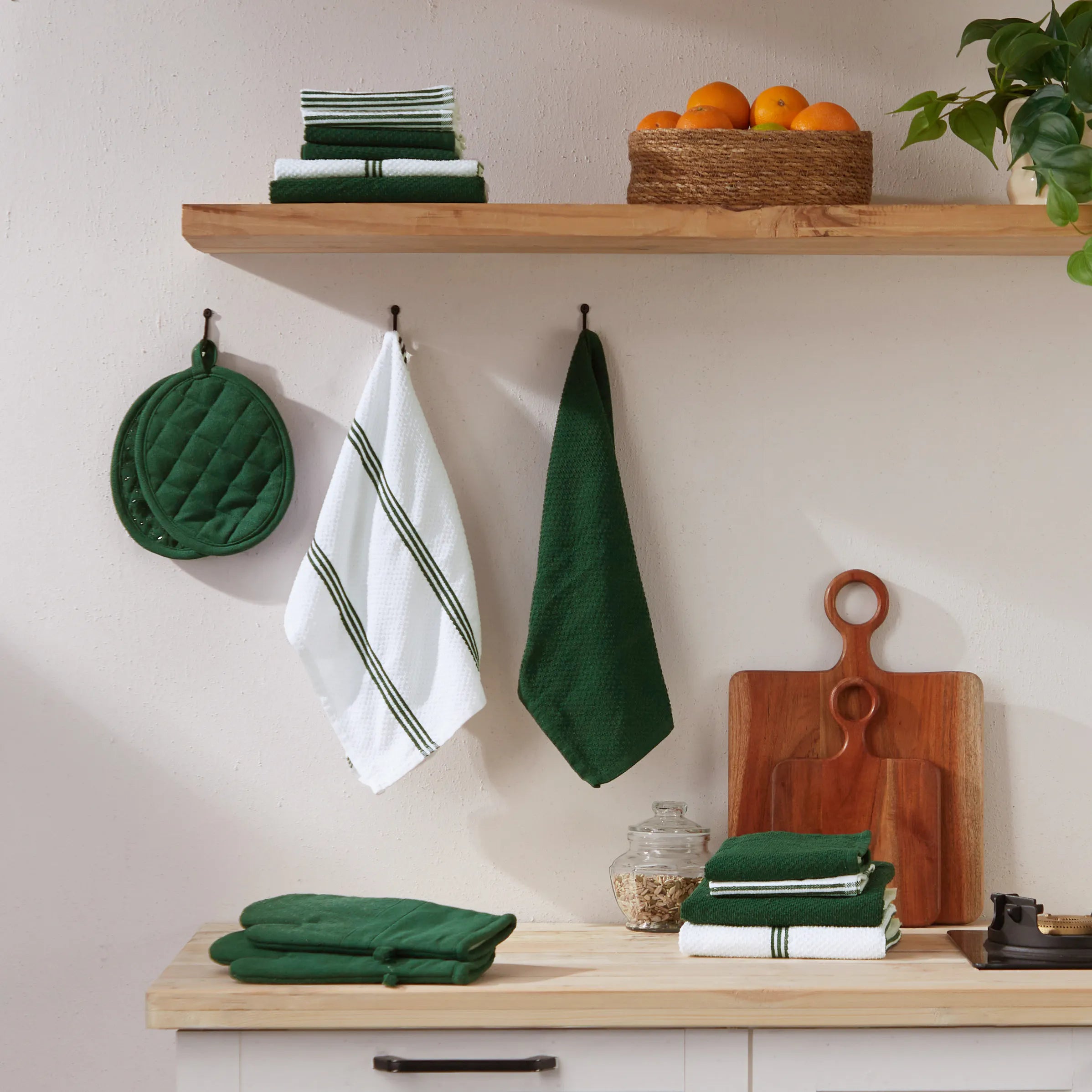 Kaleida 16-Piece Kitchen Linen Set Green Glamour