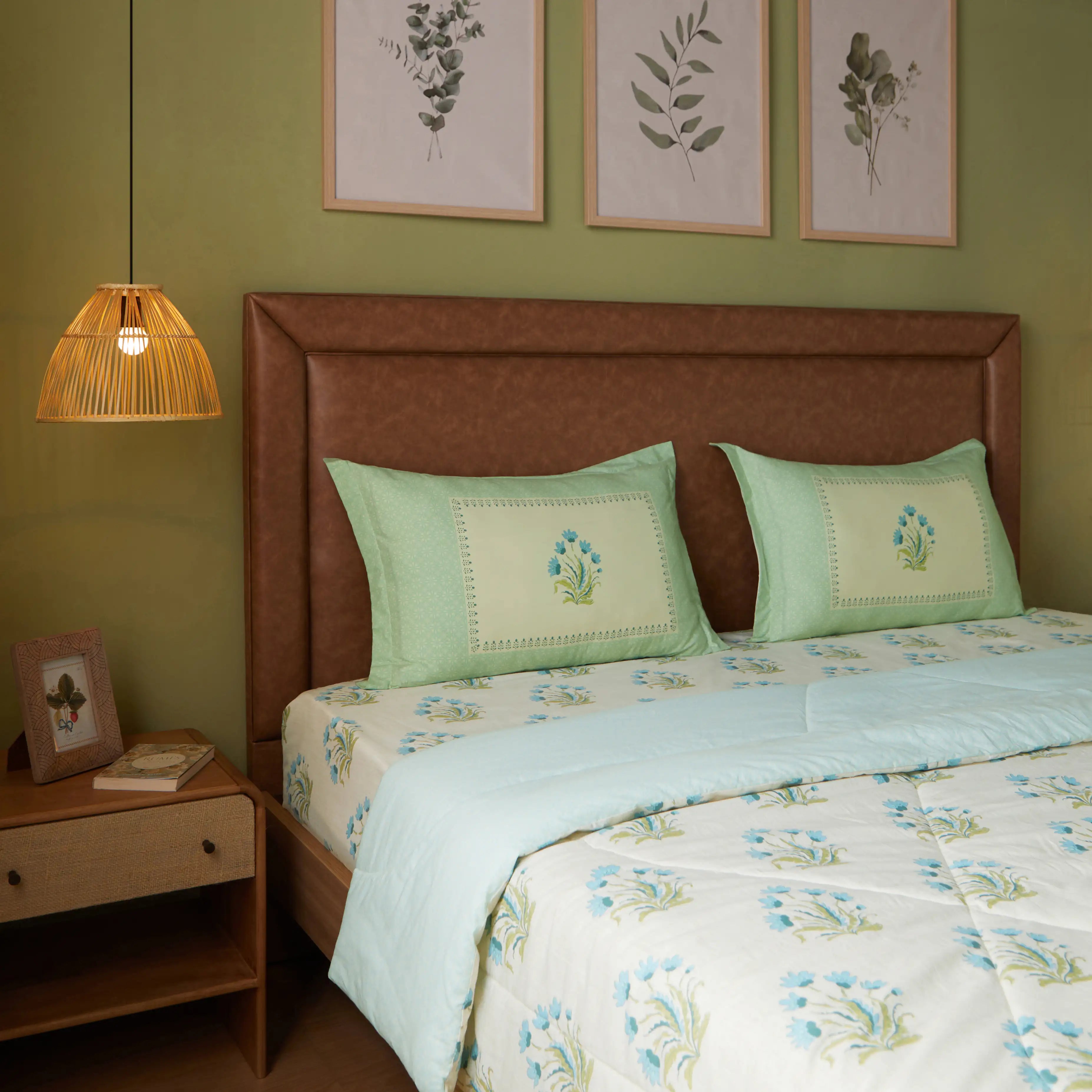 Chippa Lane | Contemporary Indian Print Design Coordinated Bedding Set | Set of Bedsheet & Comforter-Indian Sage Indian Sage / Double