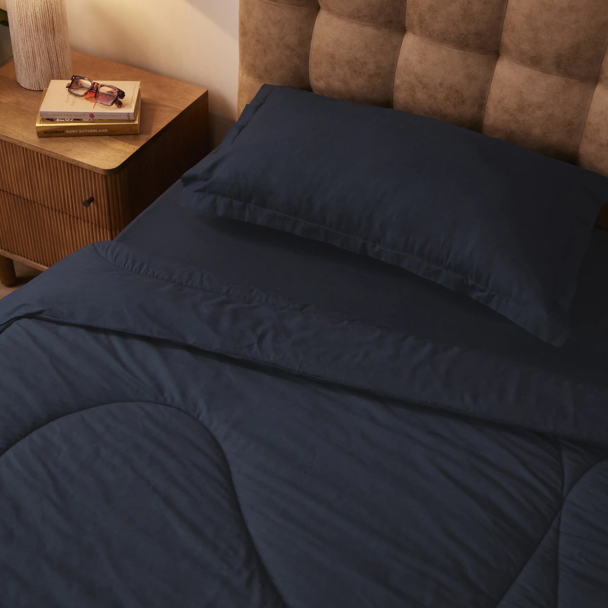 Paleto | Everyday Hues Cotton Solid Dyed 120GSM Comforter-Navy Navy / Single