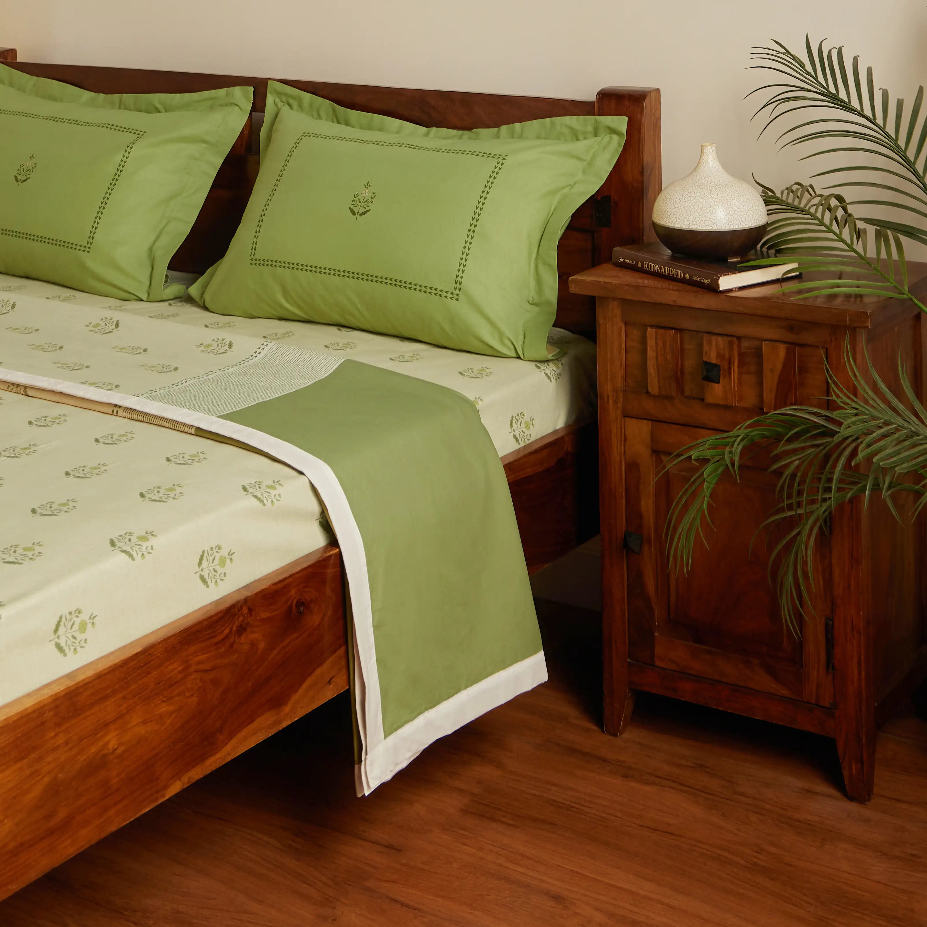 Chippa Lane | Contemporary Indian Print Design Coordinated Bedding Set | Set of Bedsheet & Dohars-Indian Moss Indian Moss / Double
