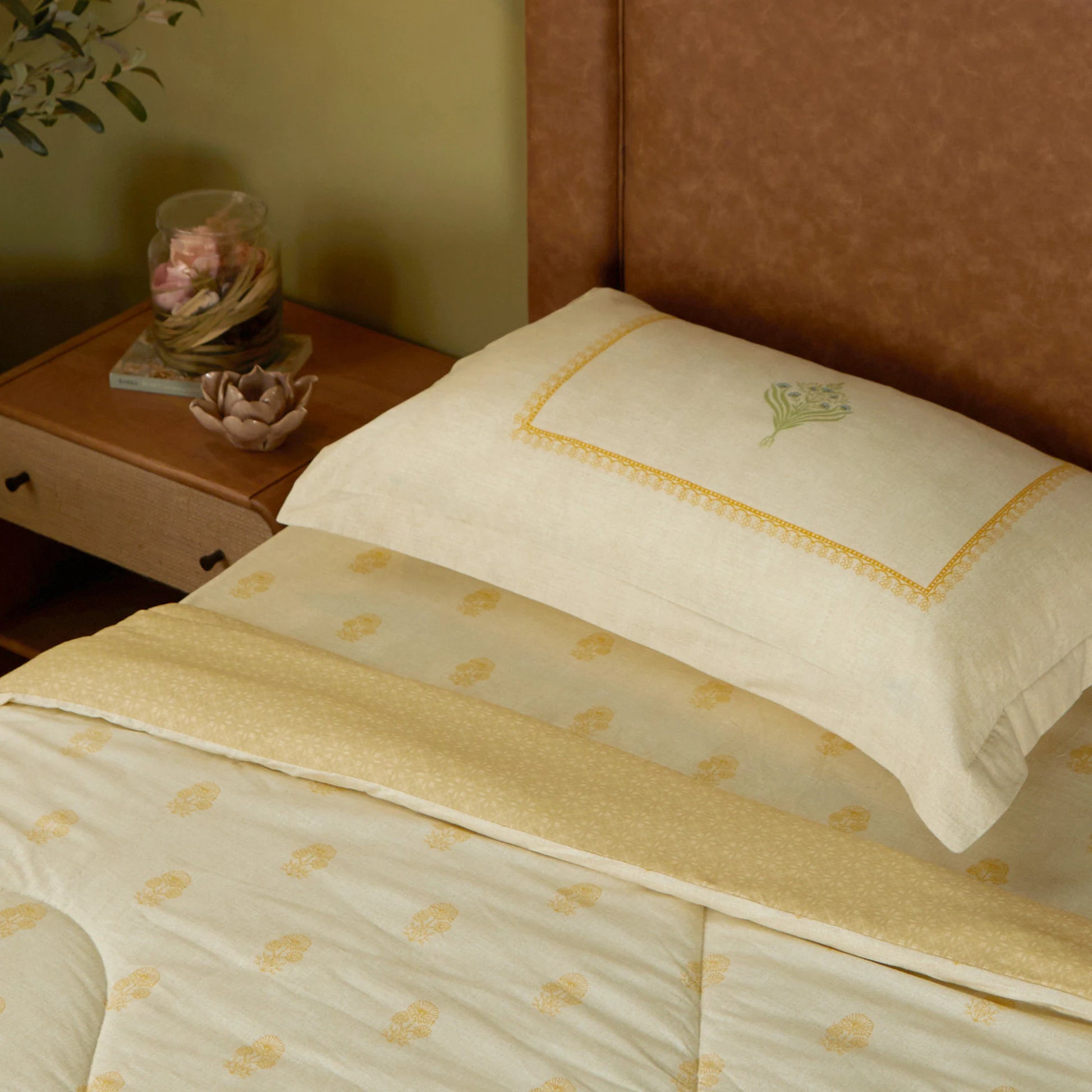 Chippa Lane 100% 120GSM Cotton Comforter Mustard / Single